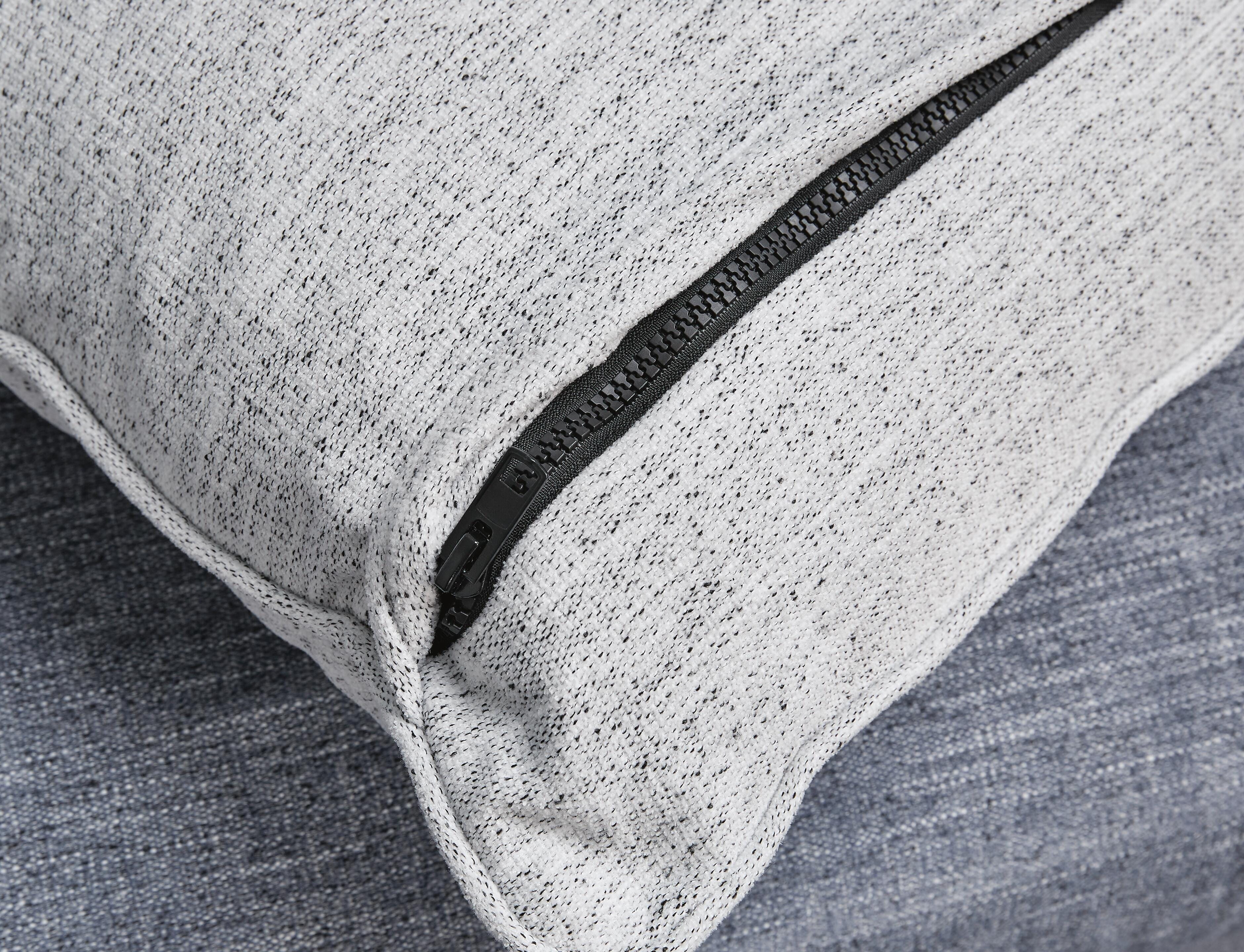 Belvoir Sofa - image 9