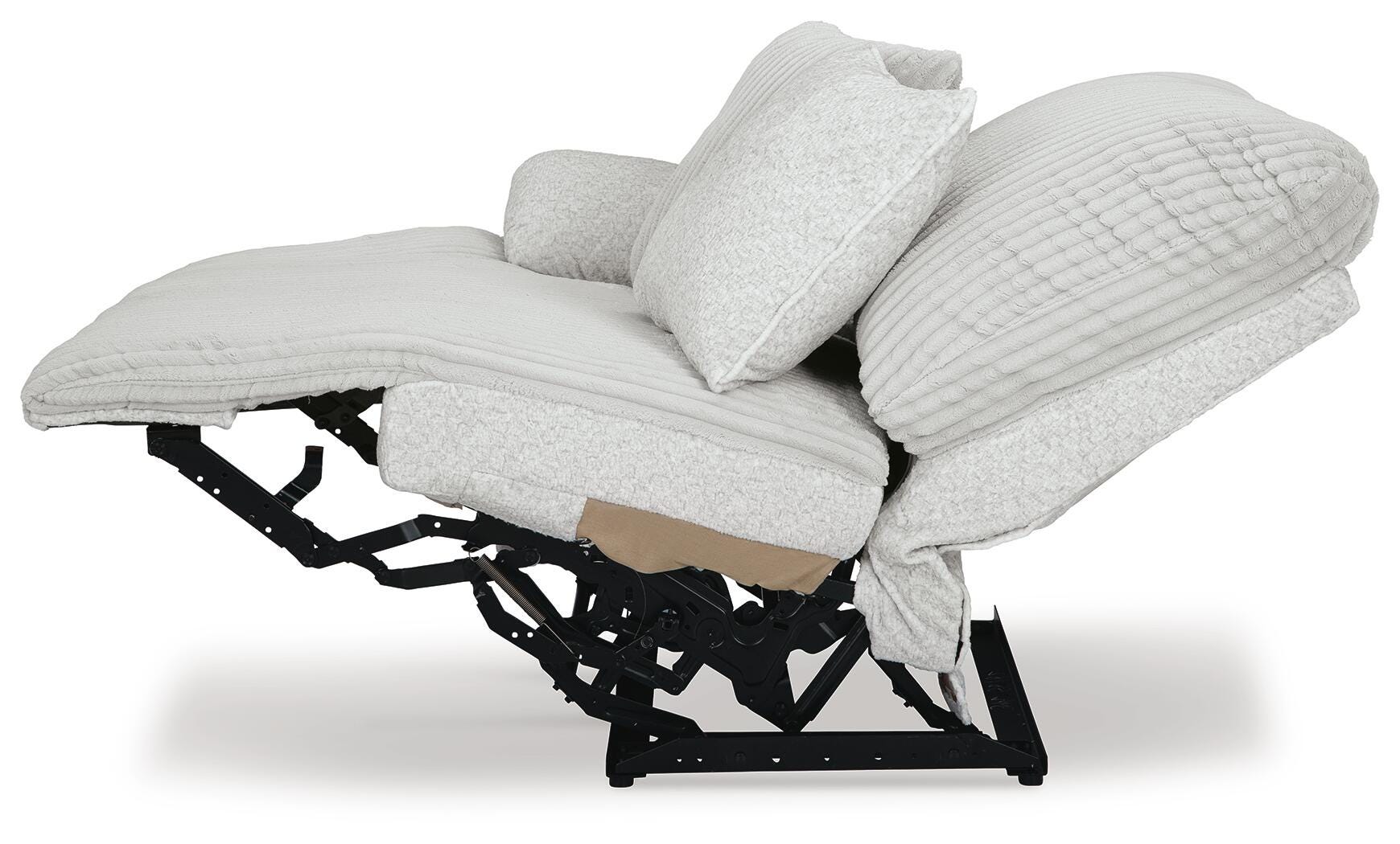 Top Tier 3-Piece Reclining Sectional and 2 Recliners - image 15