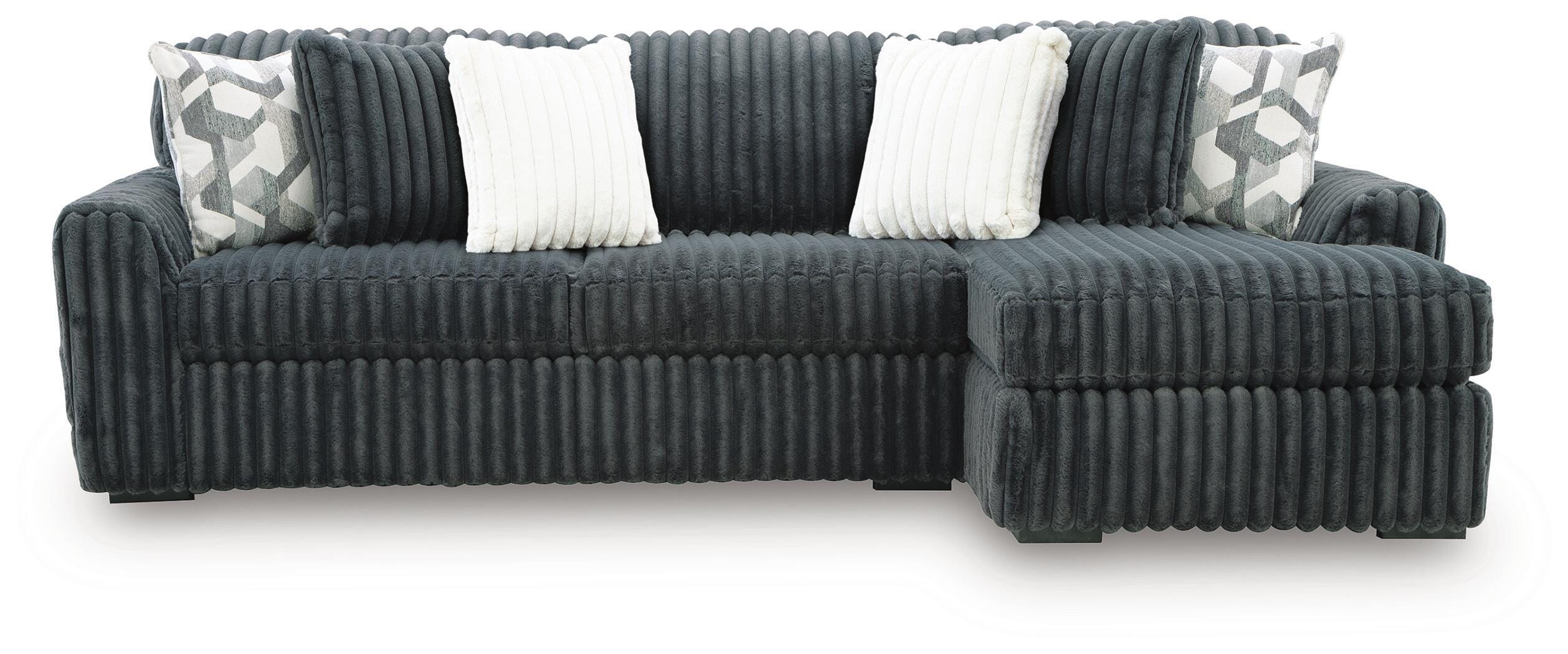黒猫/A1358-1/A1358-2/ Midnight-Madness 2-Piece Sofa with Chaise | Ashley