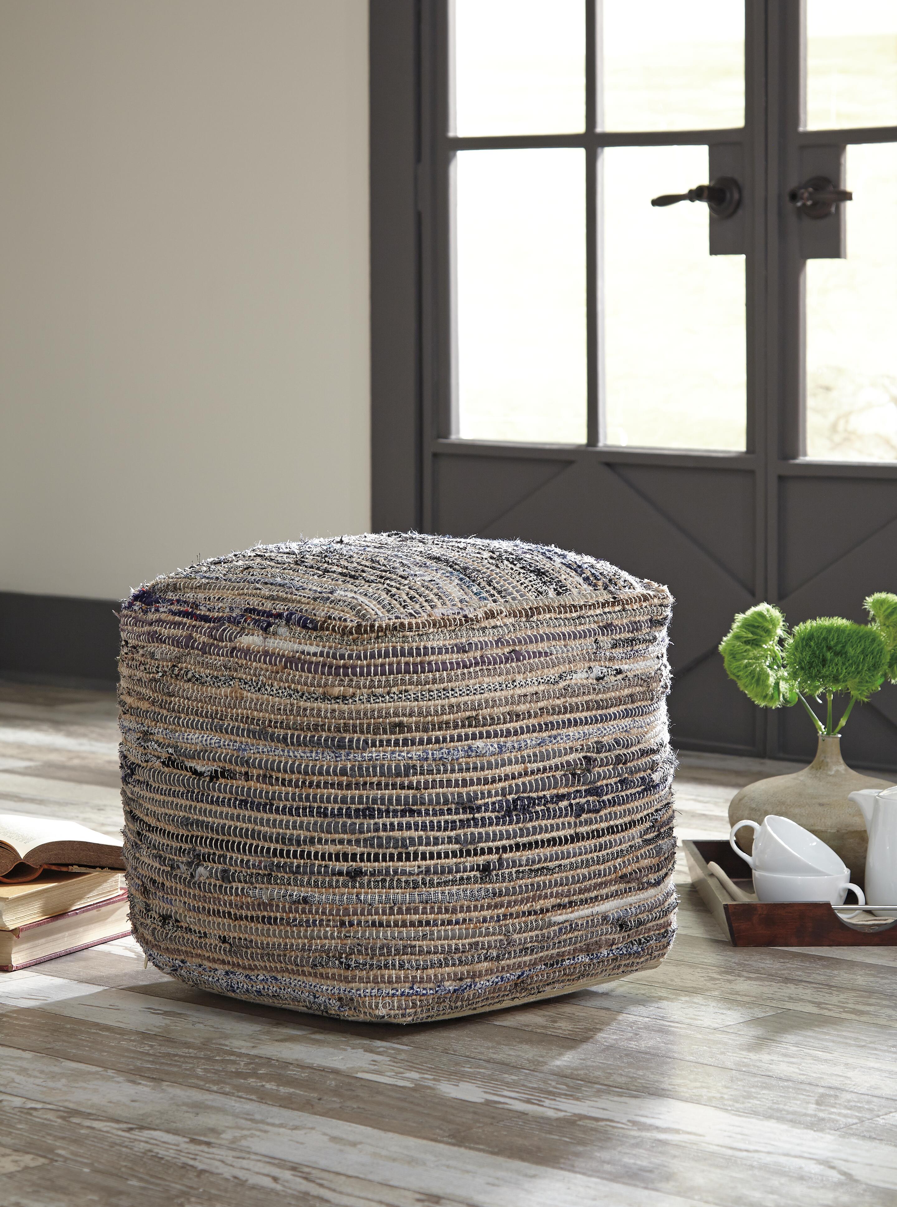 Absalom Pouf, , rollover