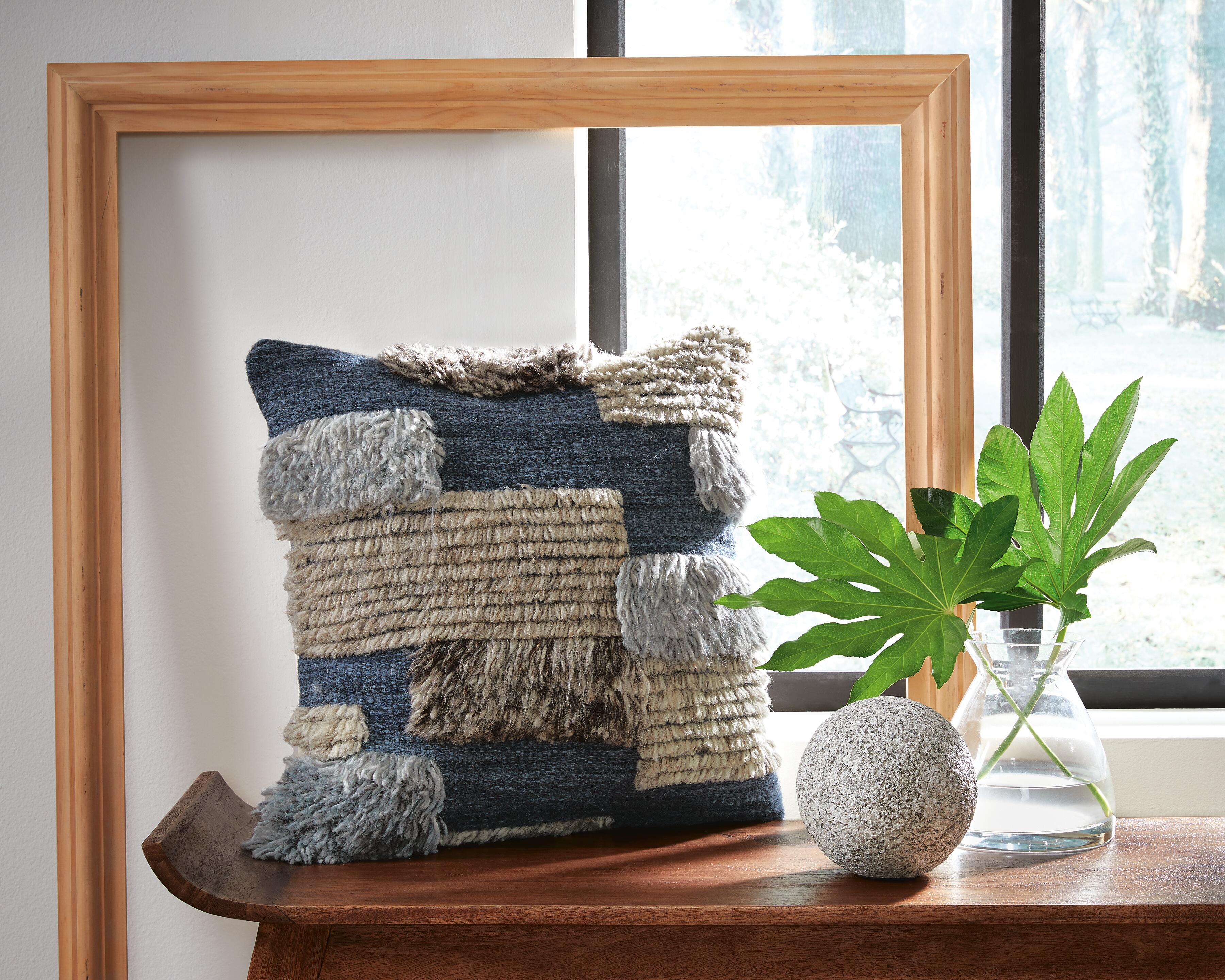 Gibbend Pillow (Set of 4) - image 1