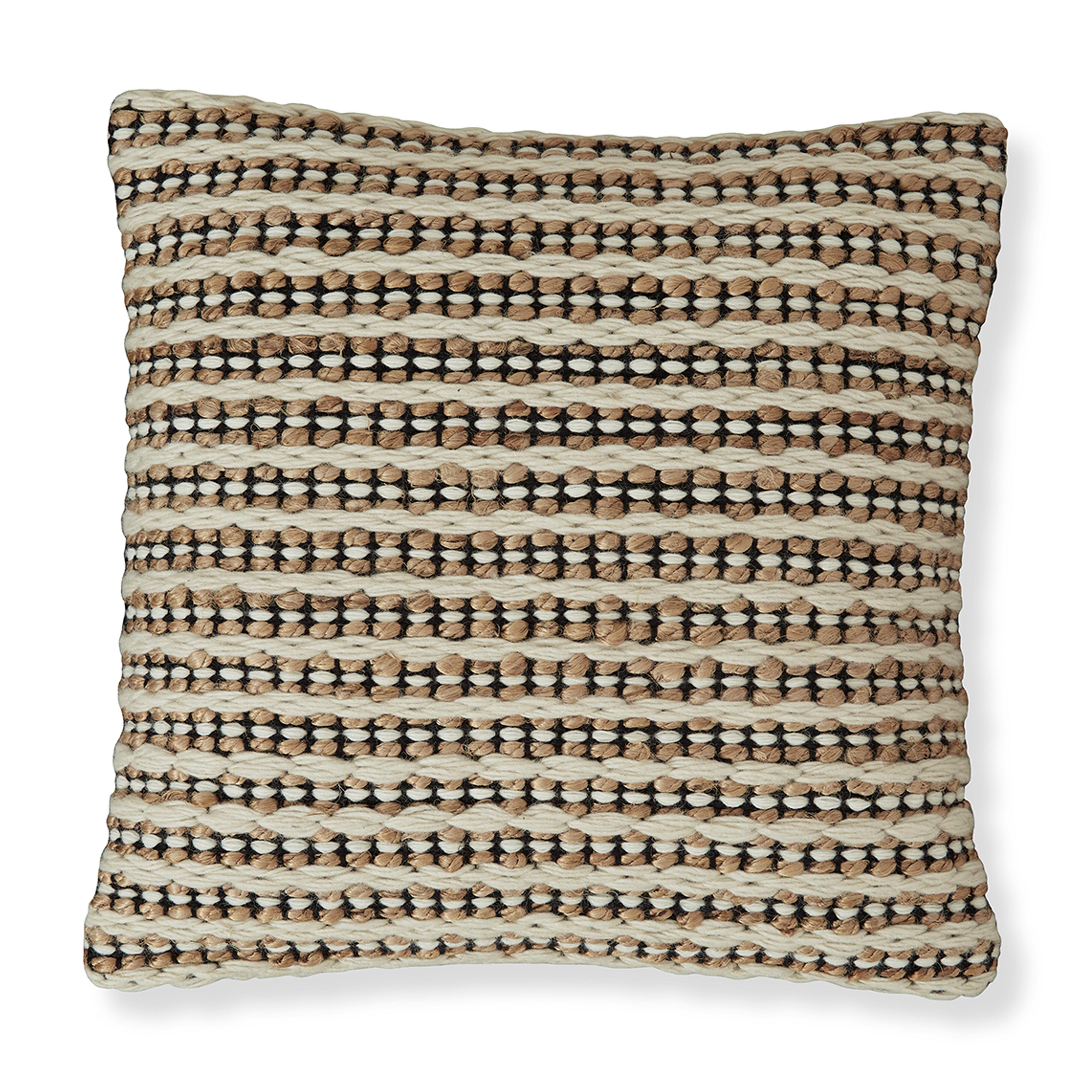 Almohada Nealington (juego de 4) - image 1