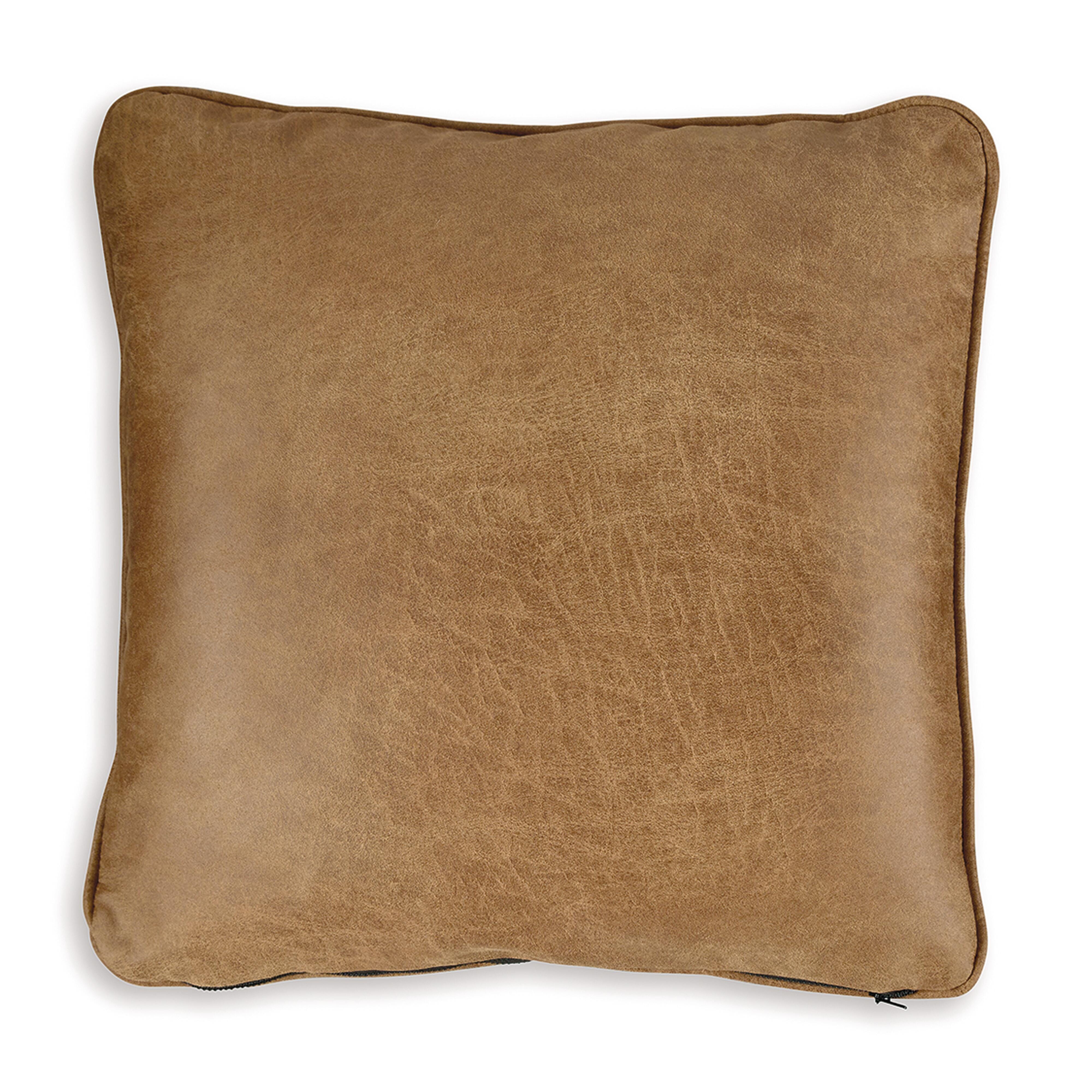 Cortnie Pillow, , large