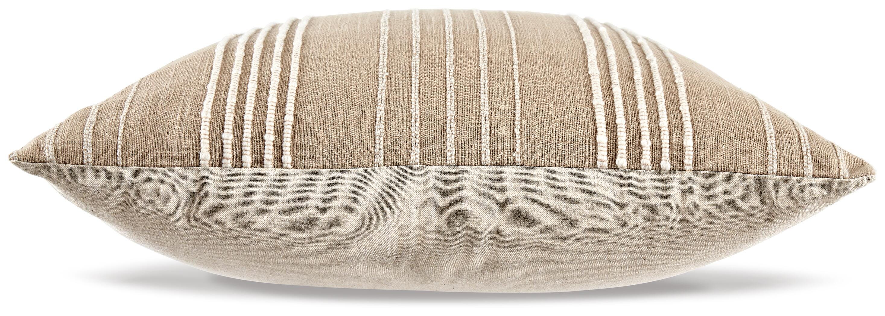 Almohada Benbert (Juego de 4) - image 3