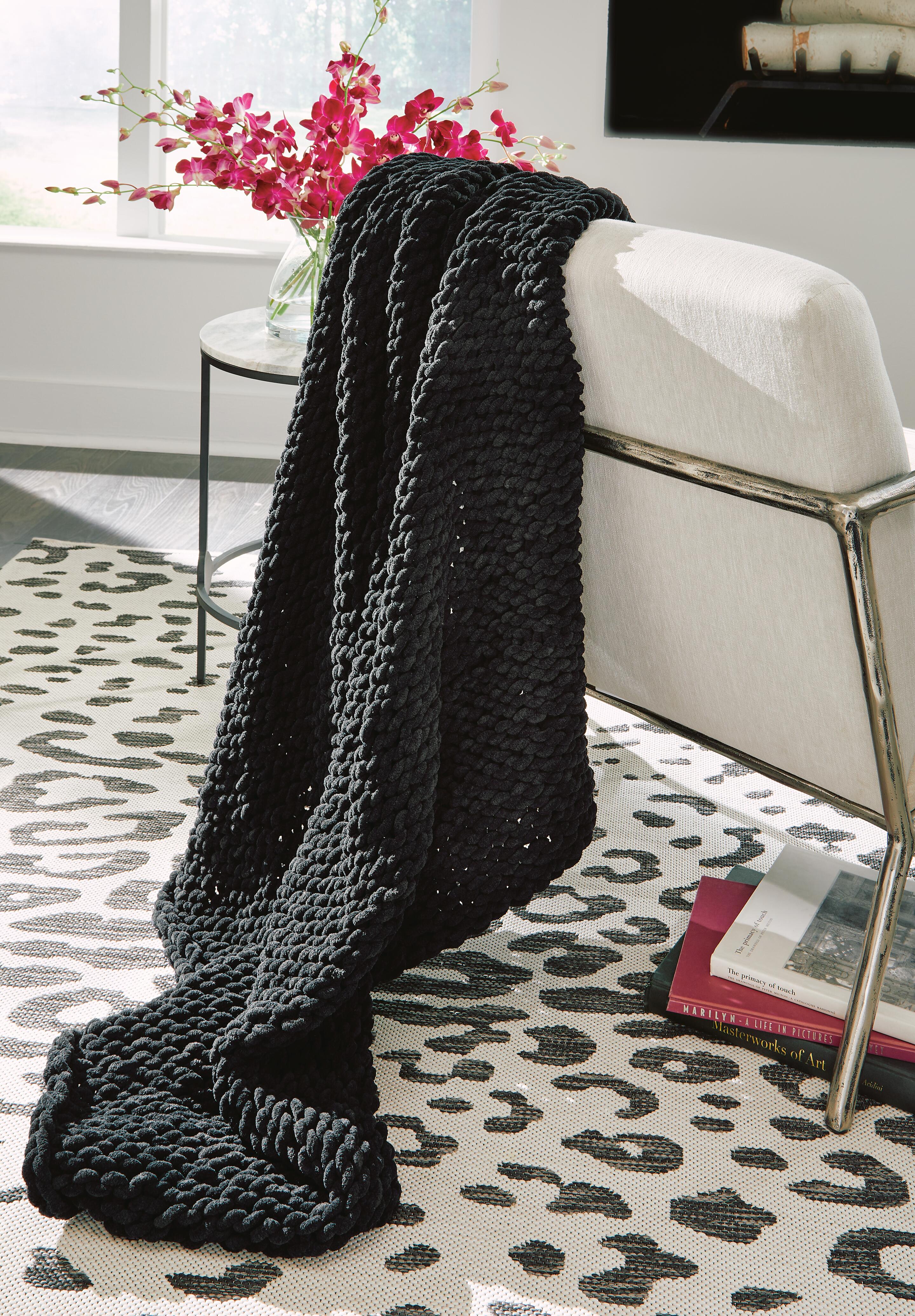 Chaddon Throw (Set of 3) - image 1