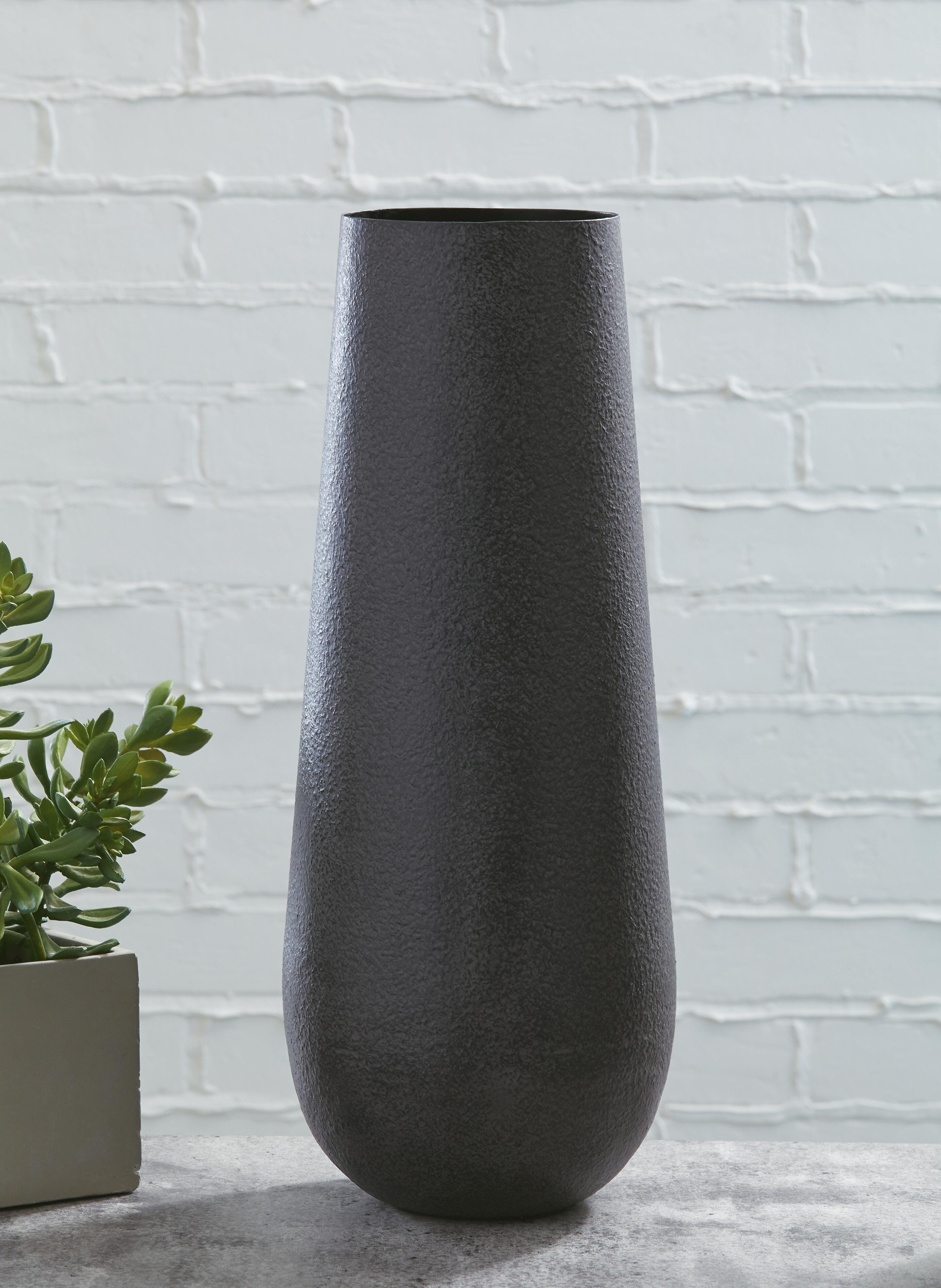 Fynn Vase, Antique Brown, large