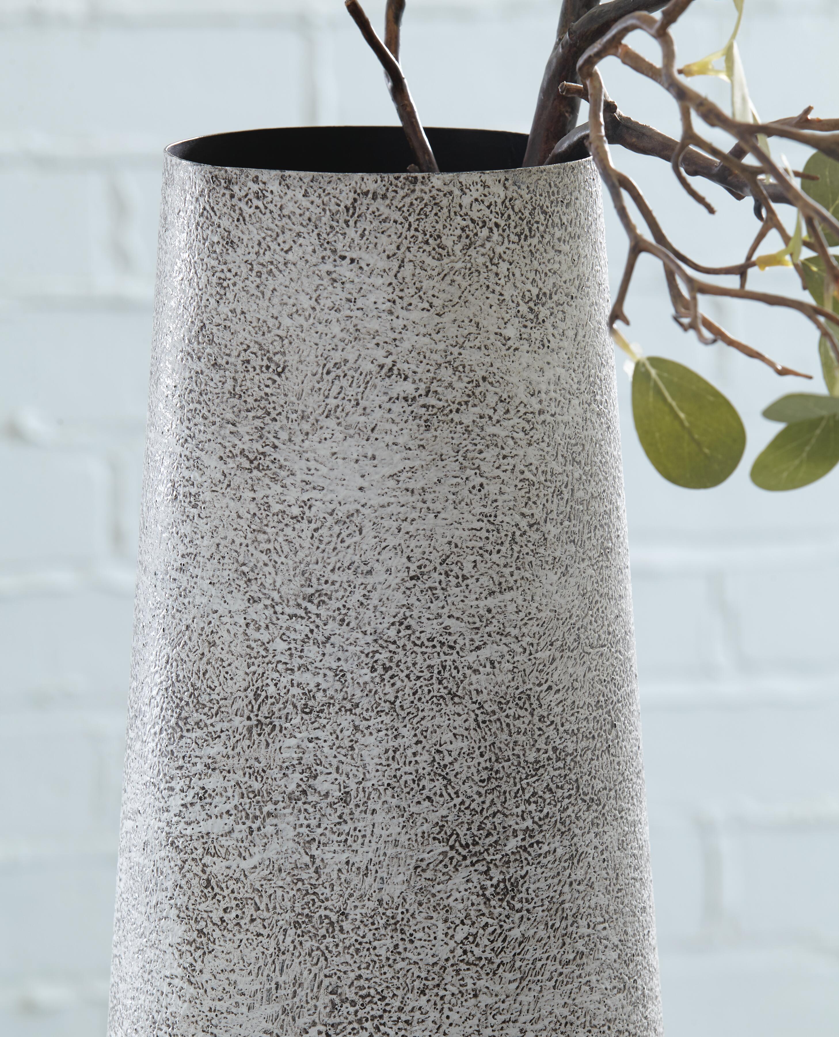 Fynn Vase - image 3