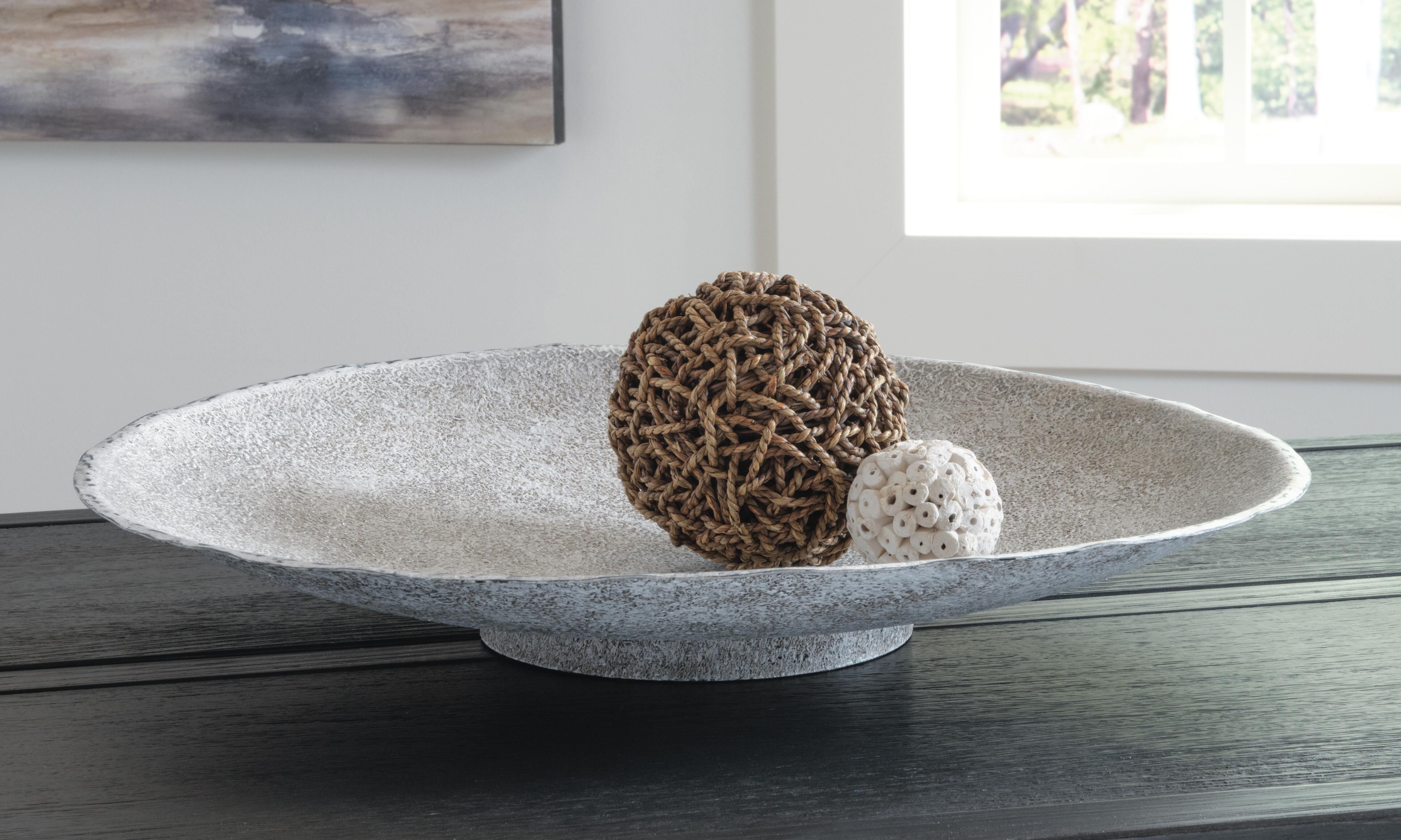 Moises Bowl, Antique White, rollover