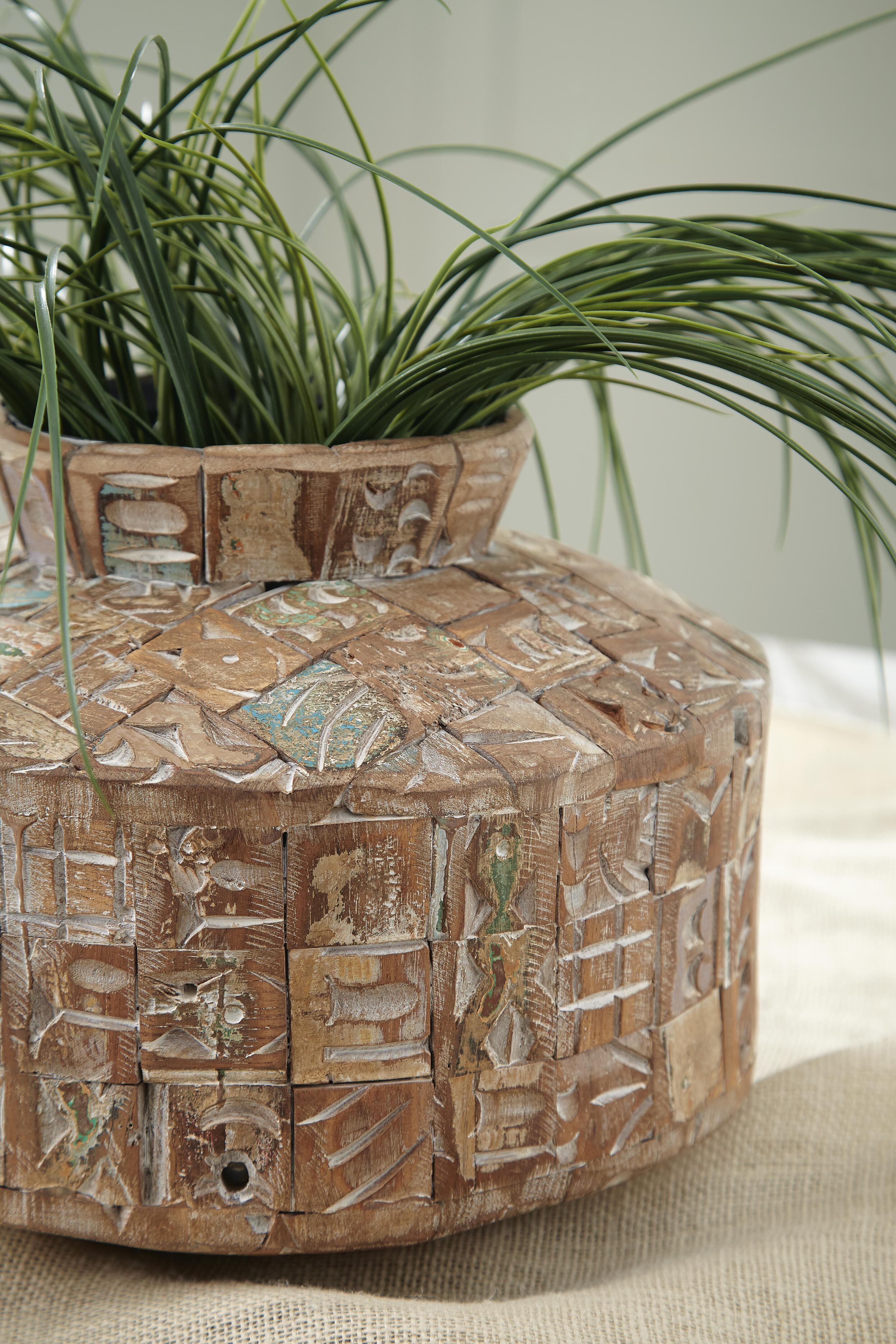 Meltland Vase - image 4