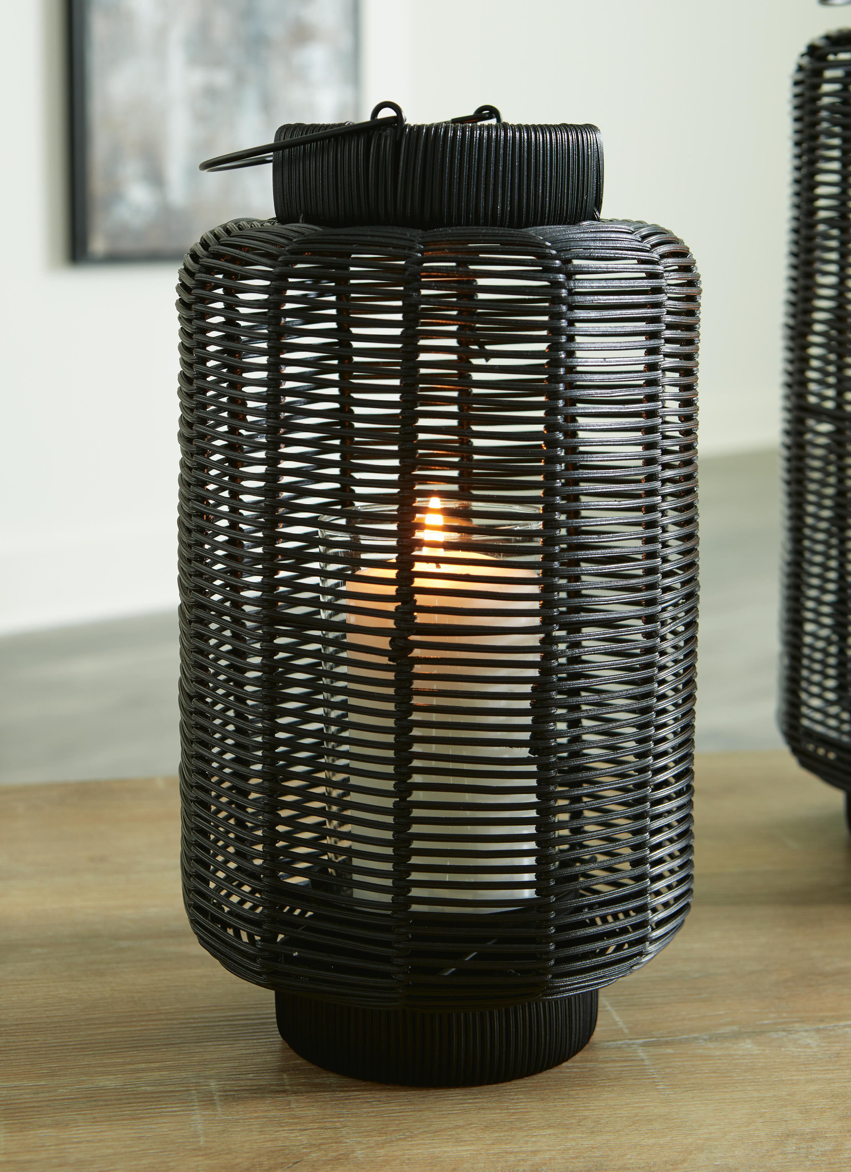 Evonne Lantern, , large
