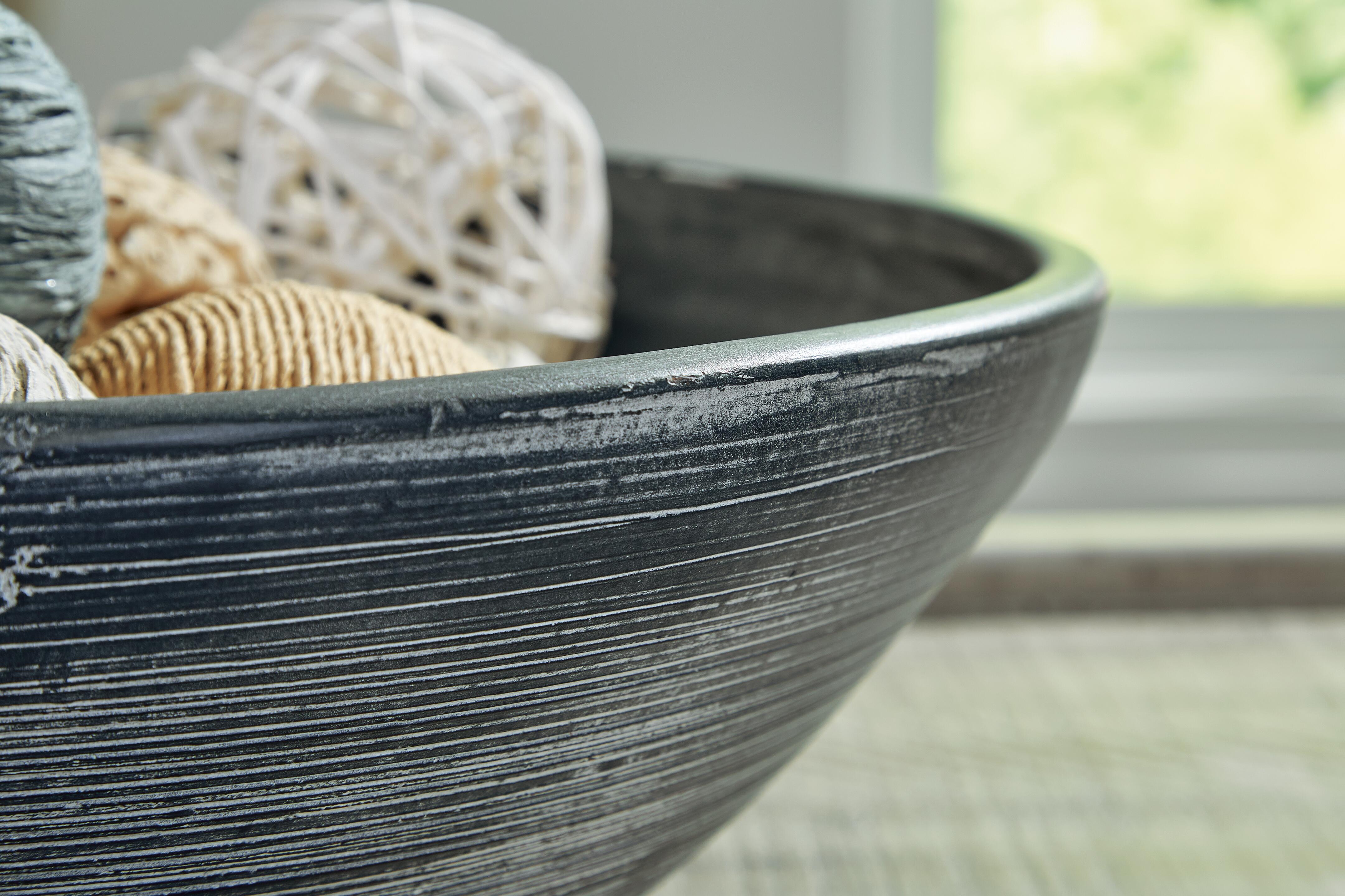 Meadie Bowl - image 3