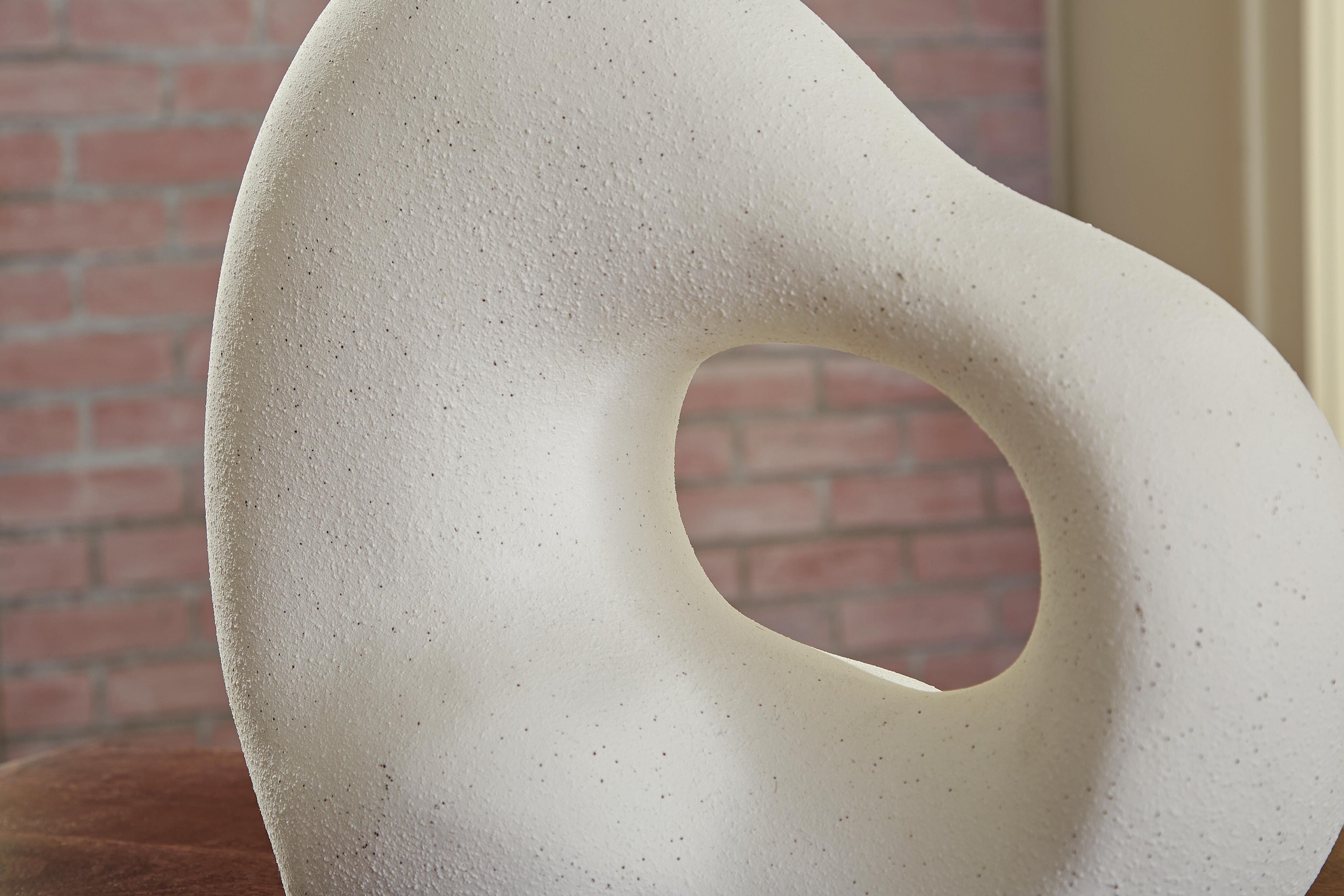 Arthrow Sculpture - image 4