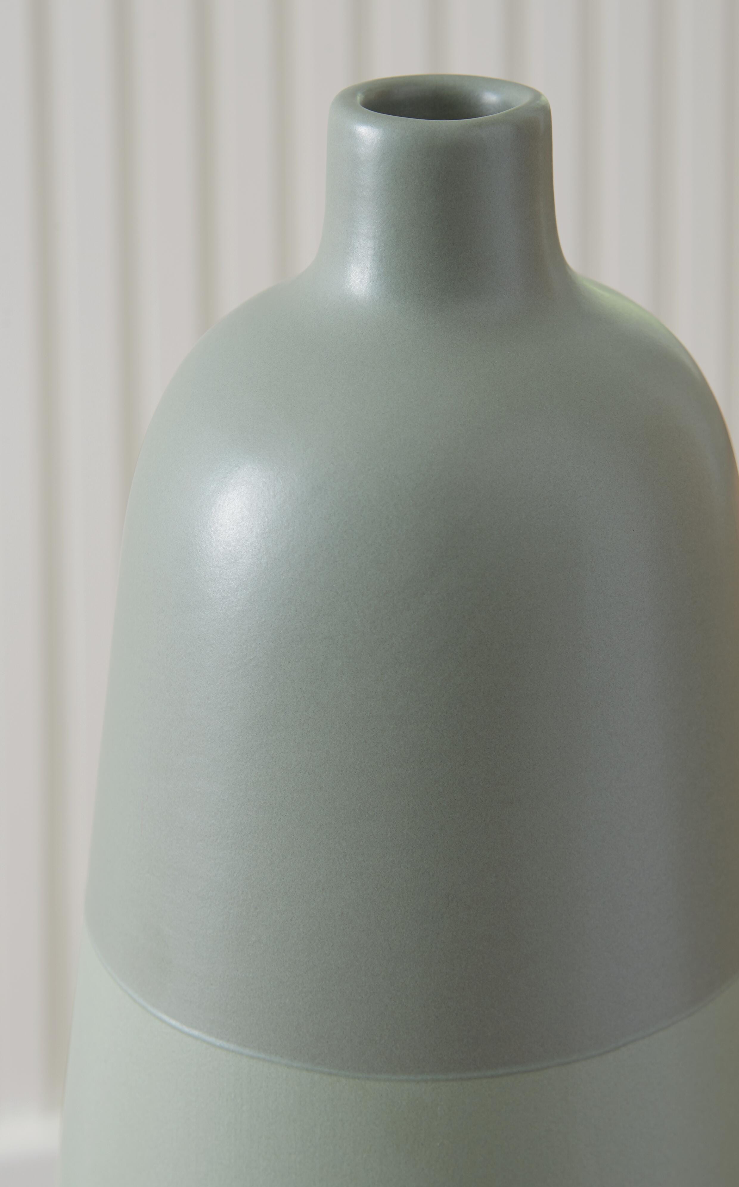 Peerland Vase - image 3