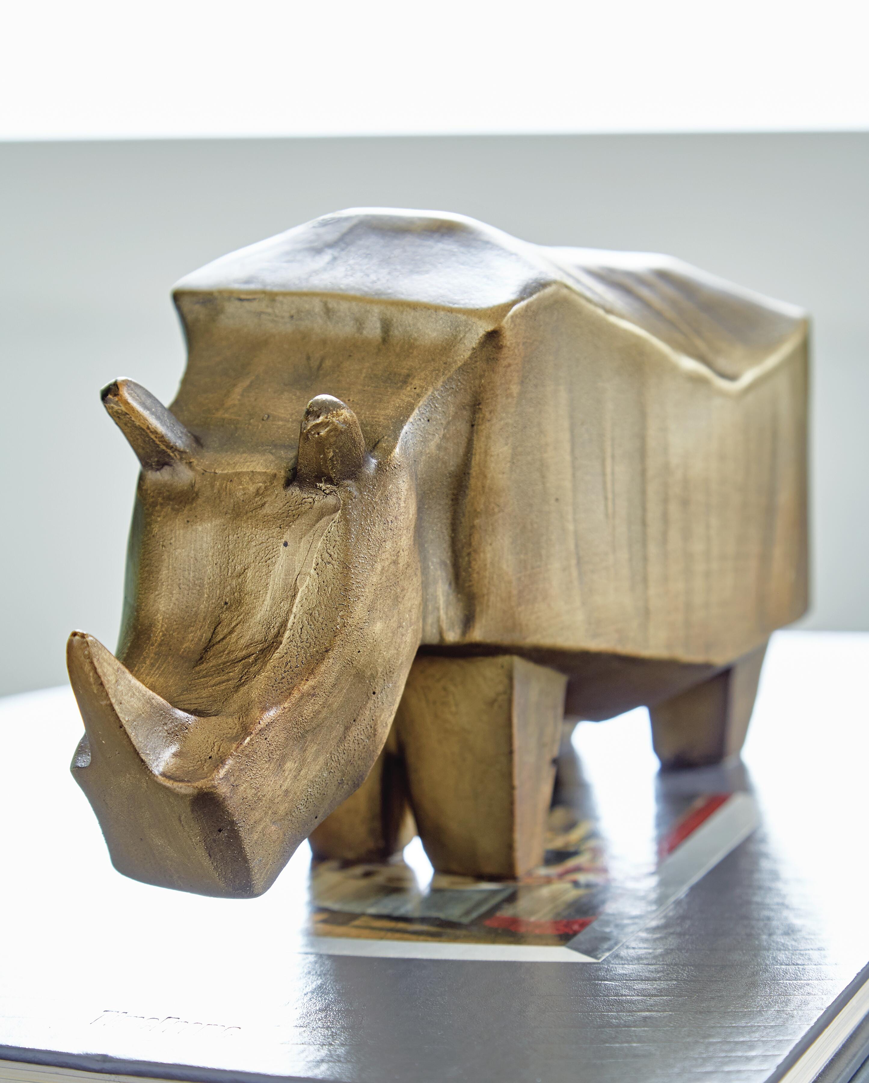 Gentwell Sculpture - image 4