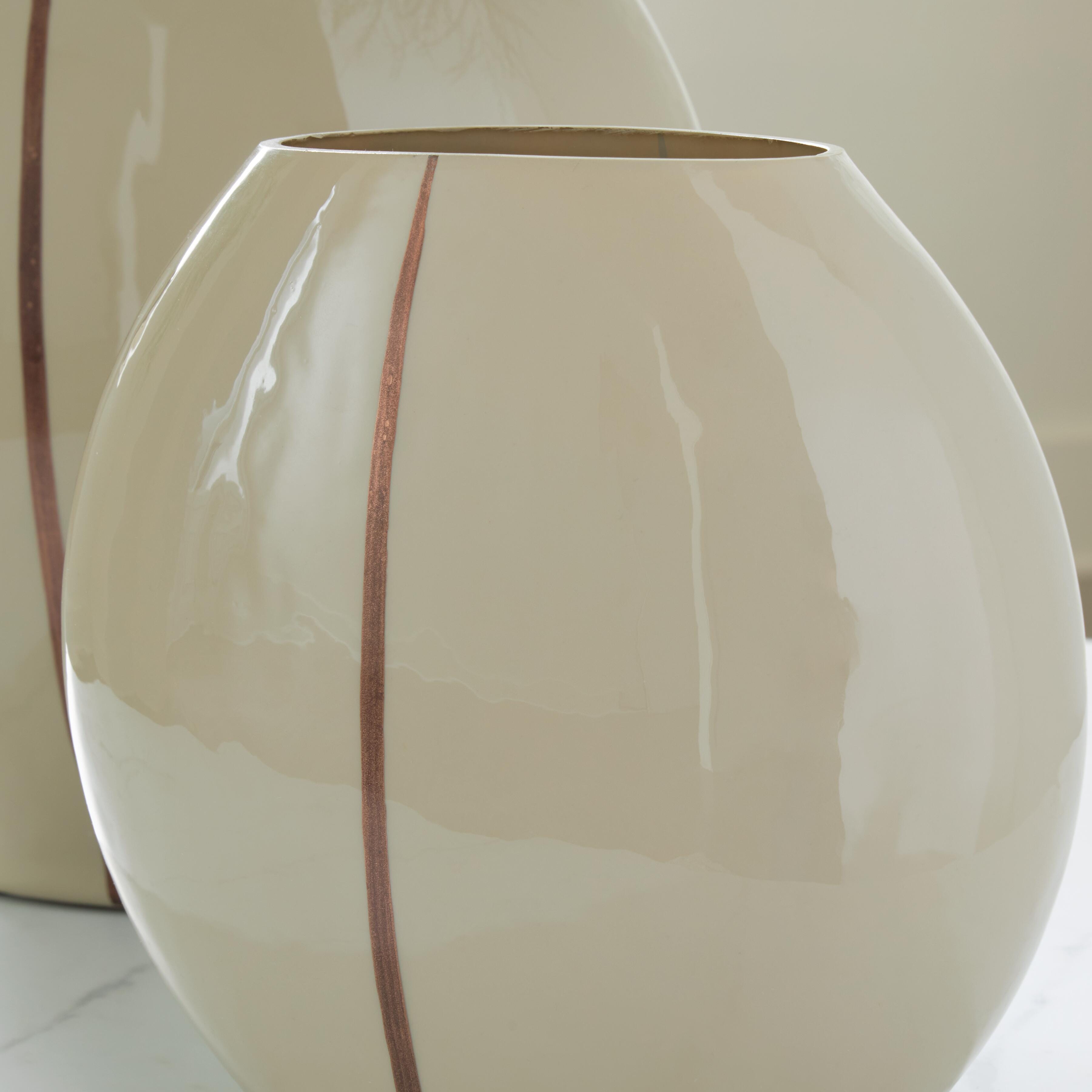 Sheabourne Vase - image 4
