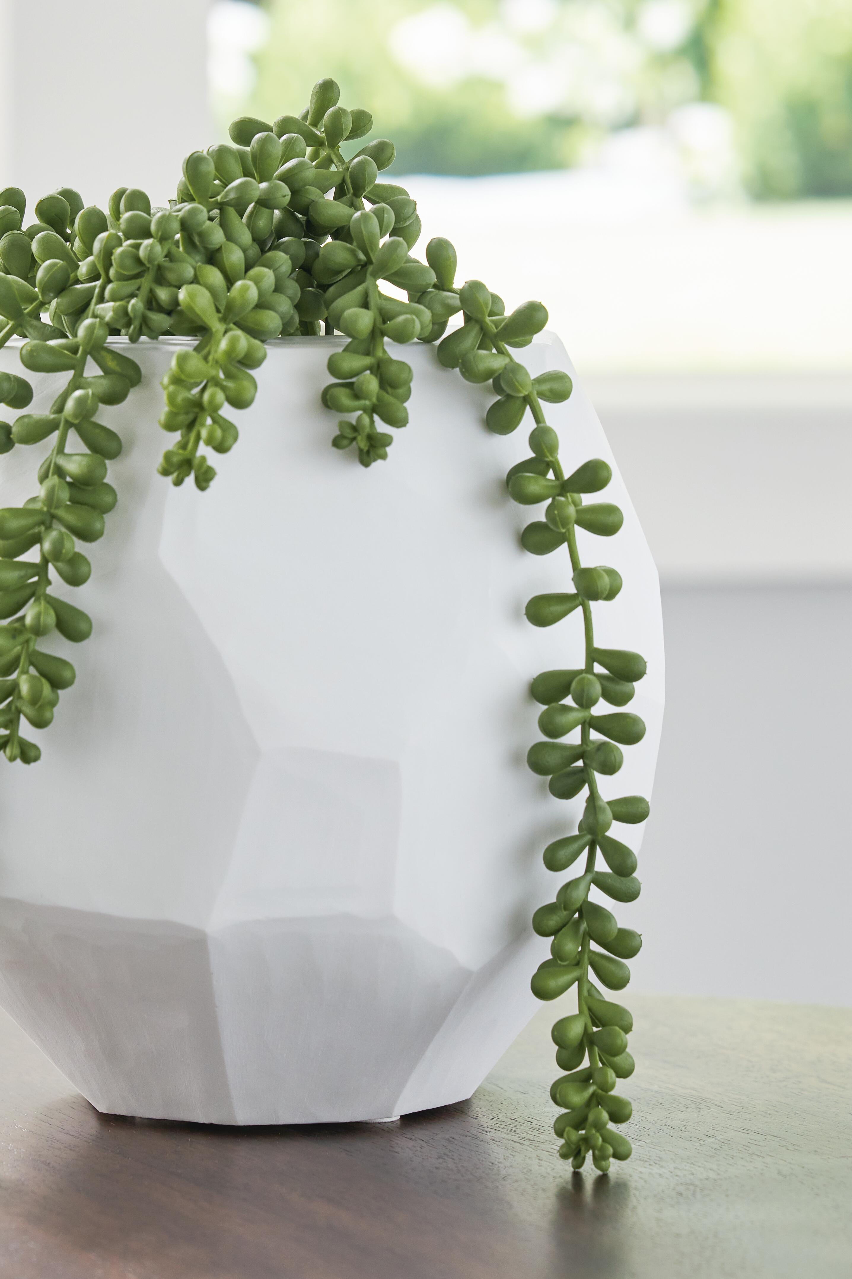 Karenton Vase - image 3