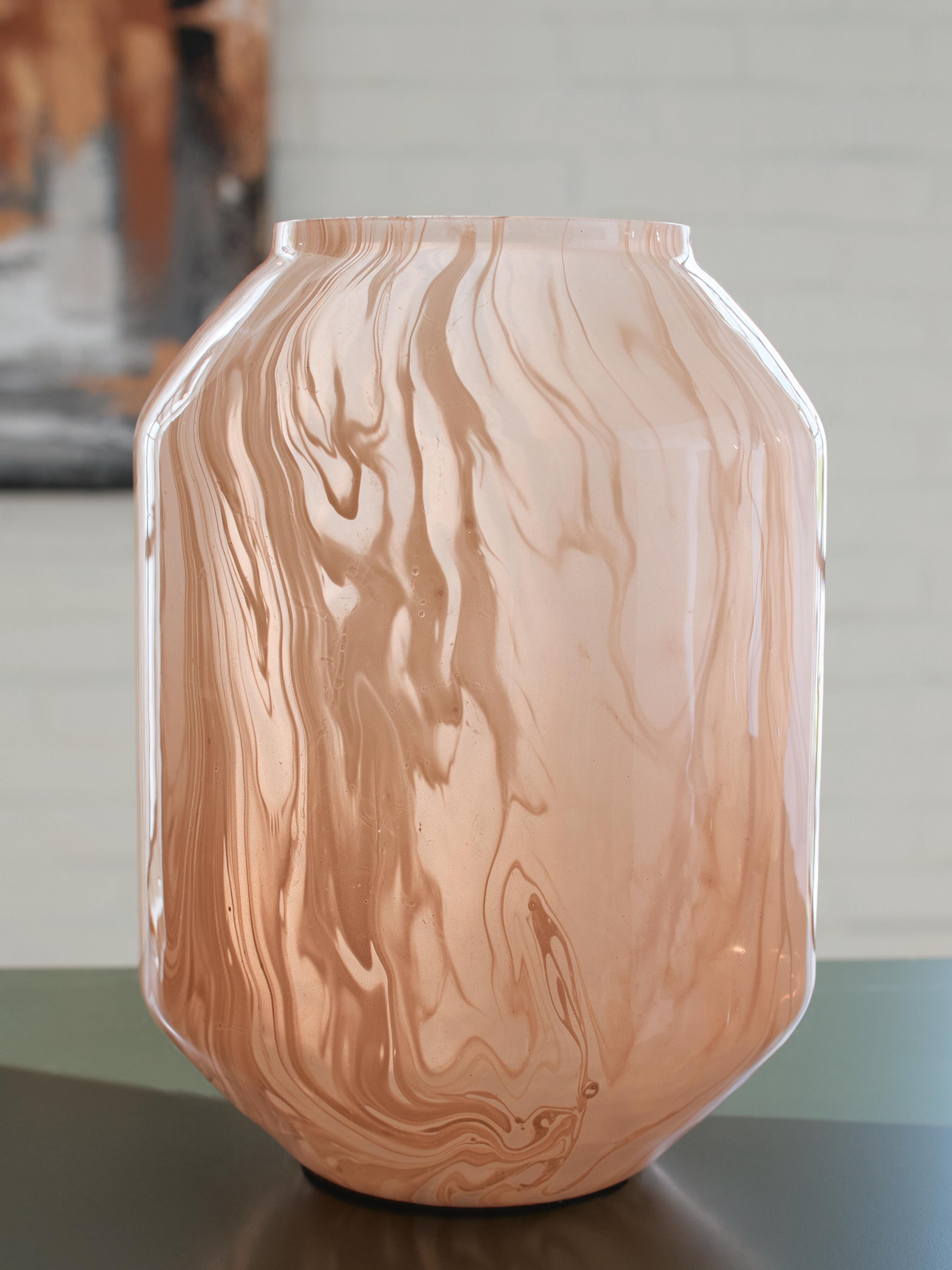 Dushby Vase - image 1