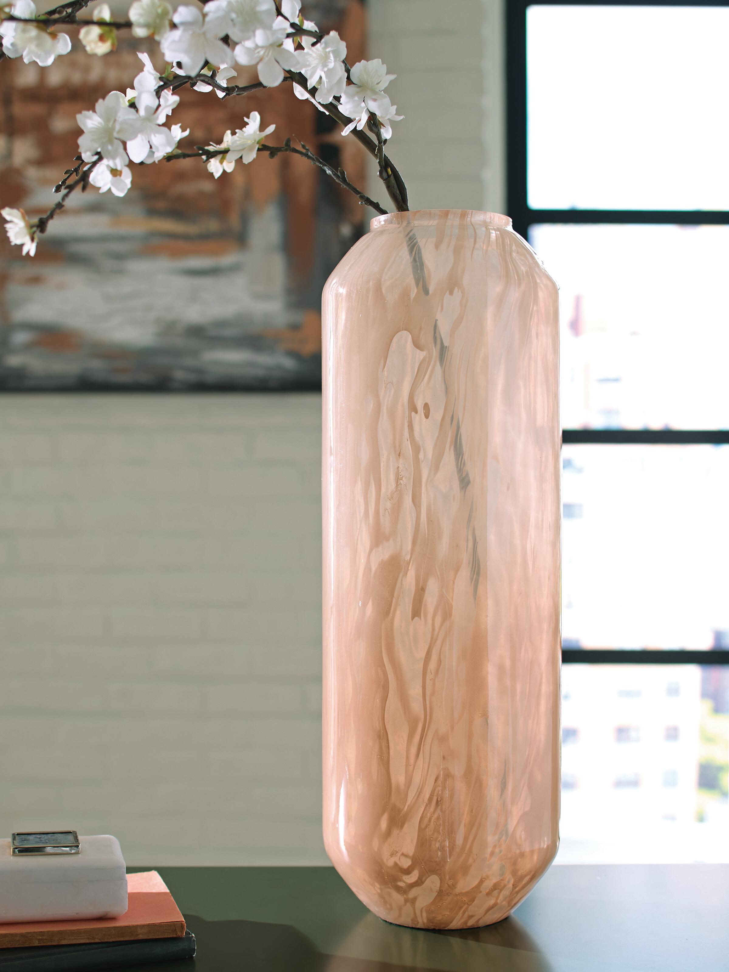 Dushby Vase - image 1