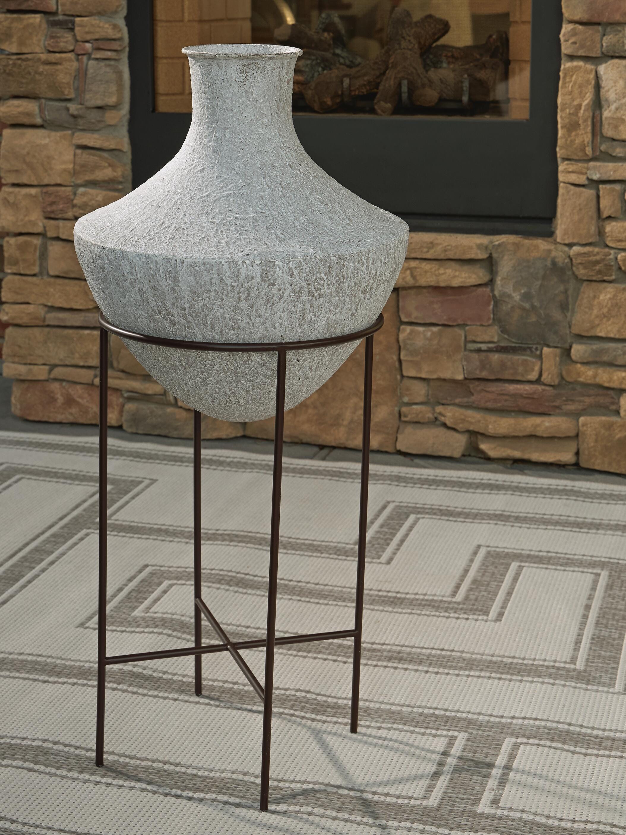 Estonbank Vase - image 1