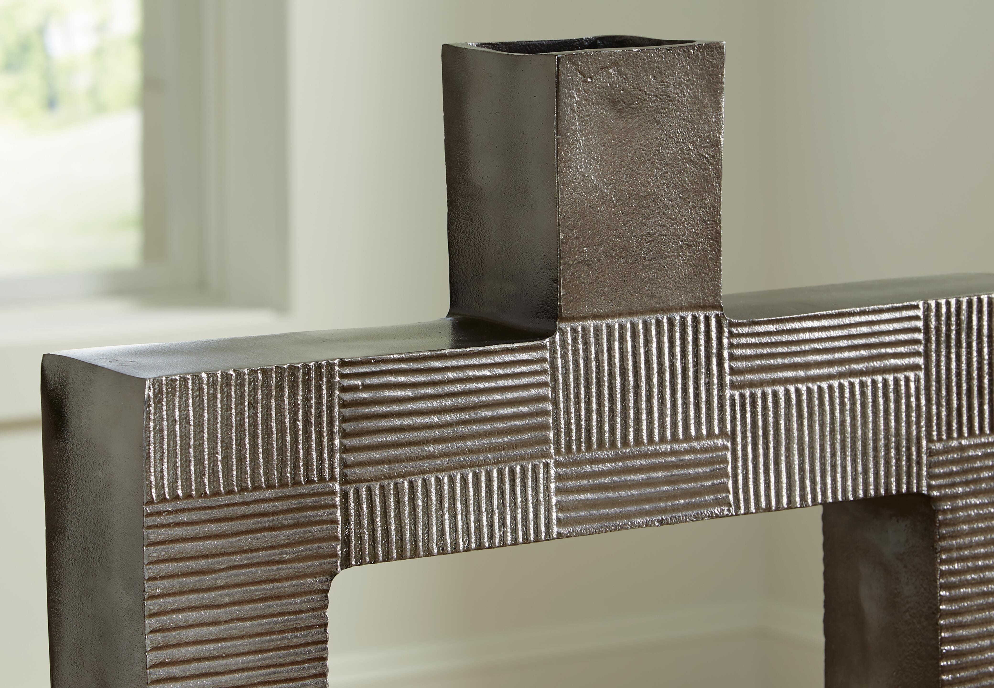 Wrengrove Vase - image 4