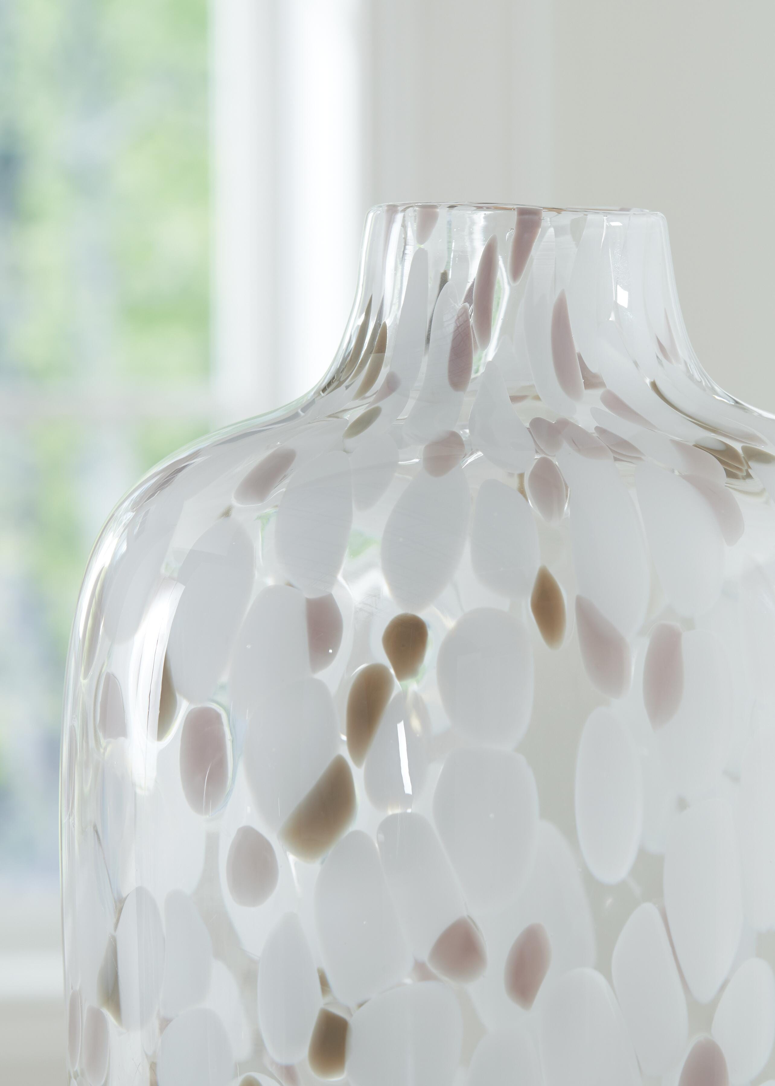 Keelton Vase - image 3