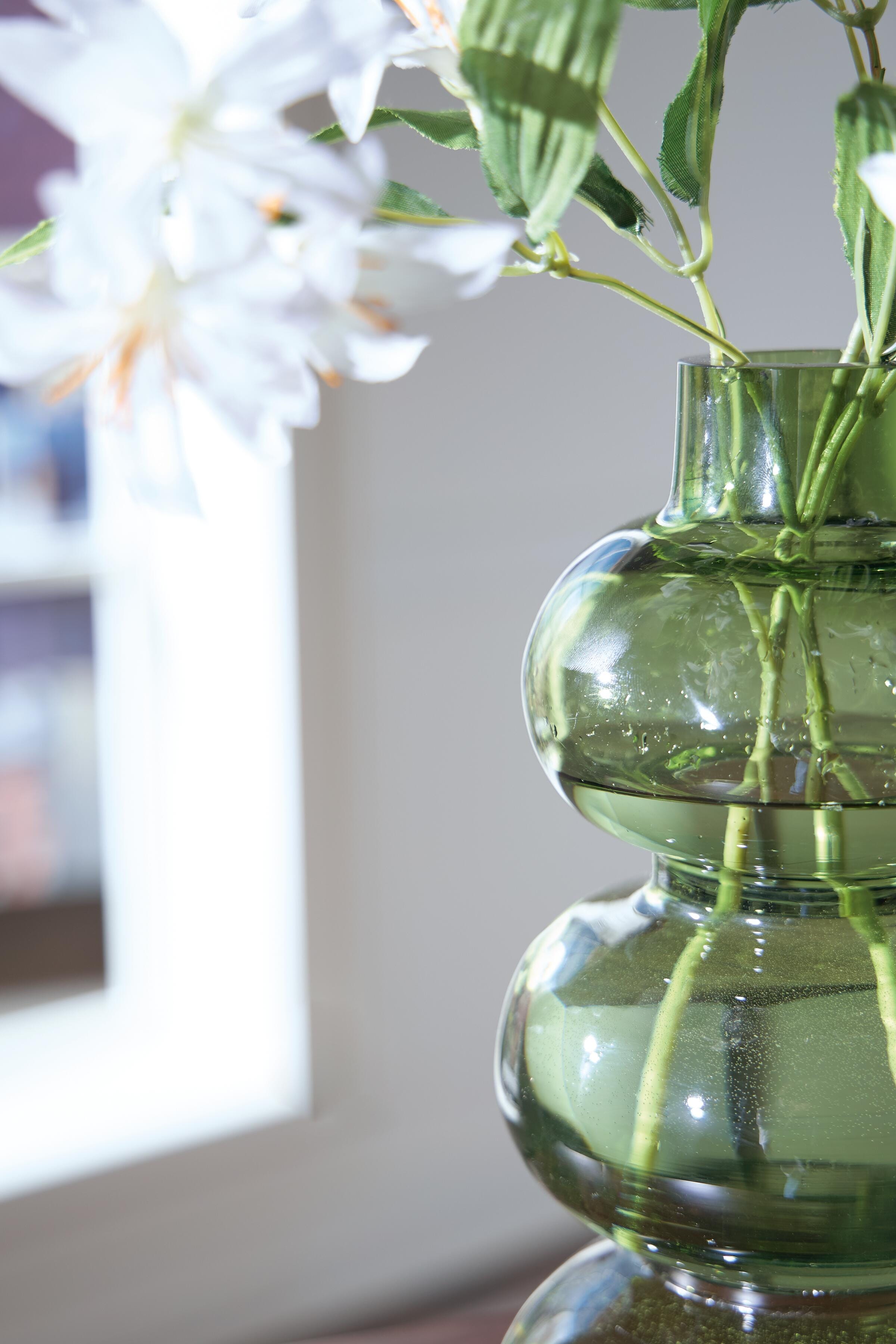 Renethorne Vase - image 3