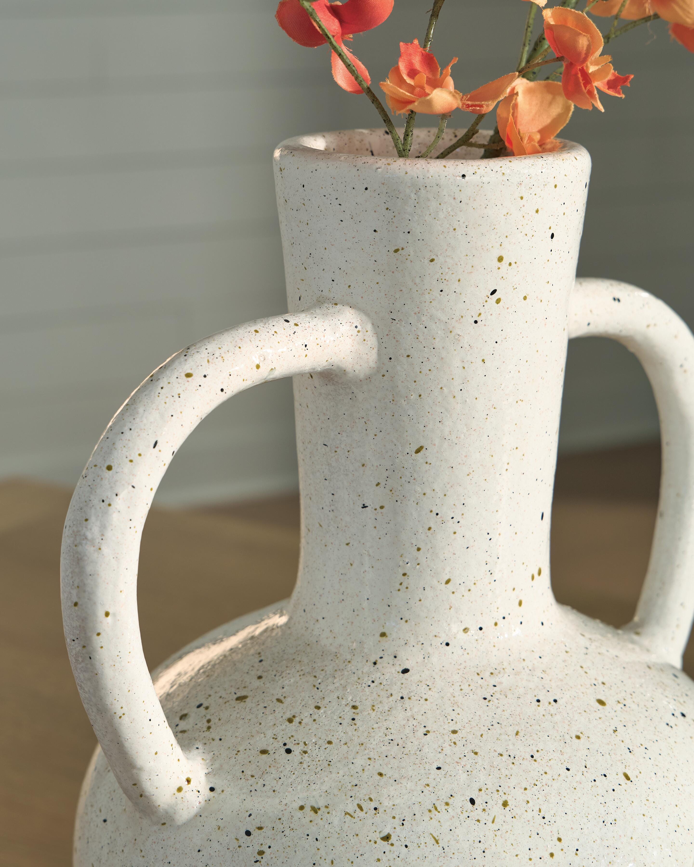 Dallinworth Vase - image 4
