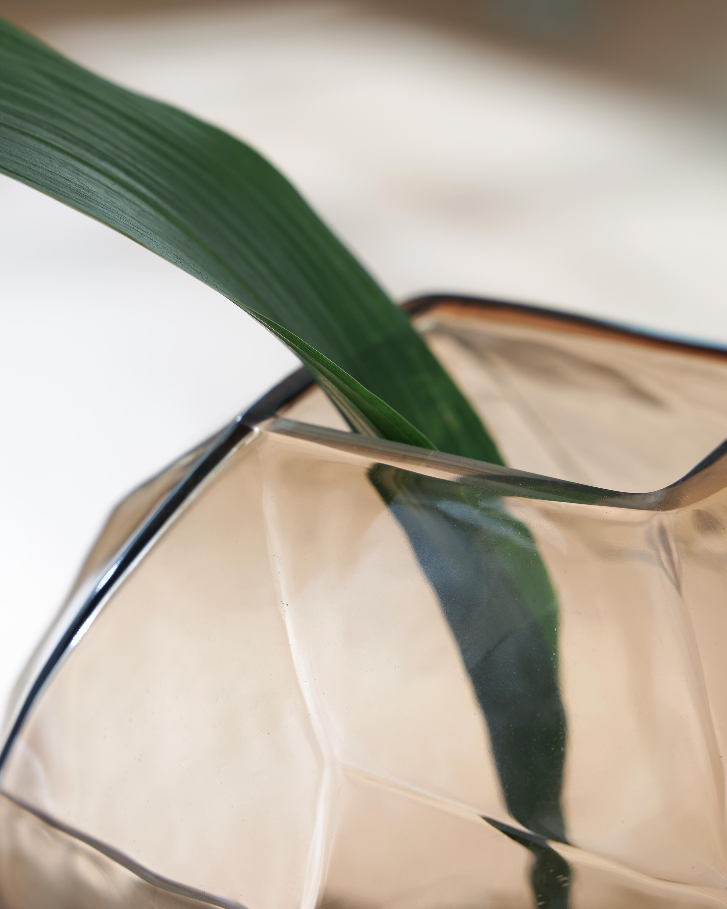 Ewart Vase - image 3