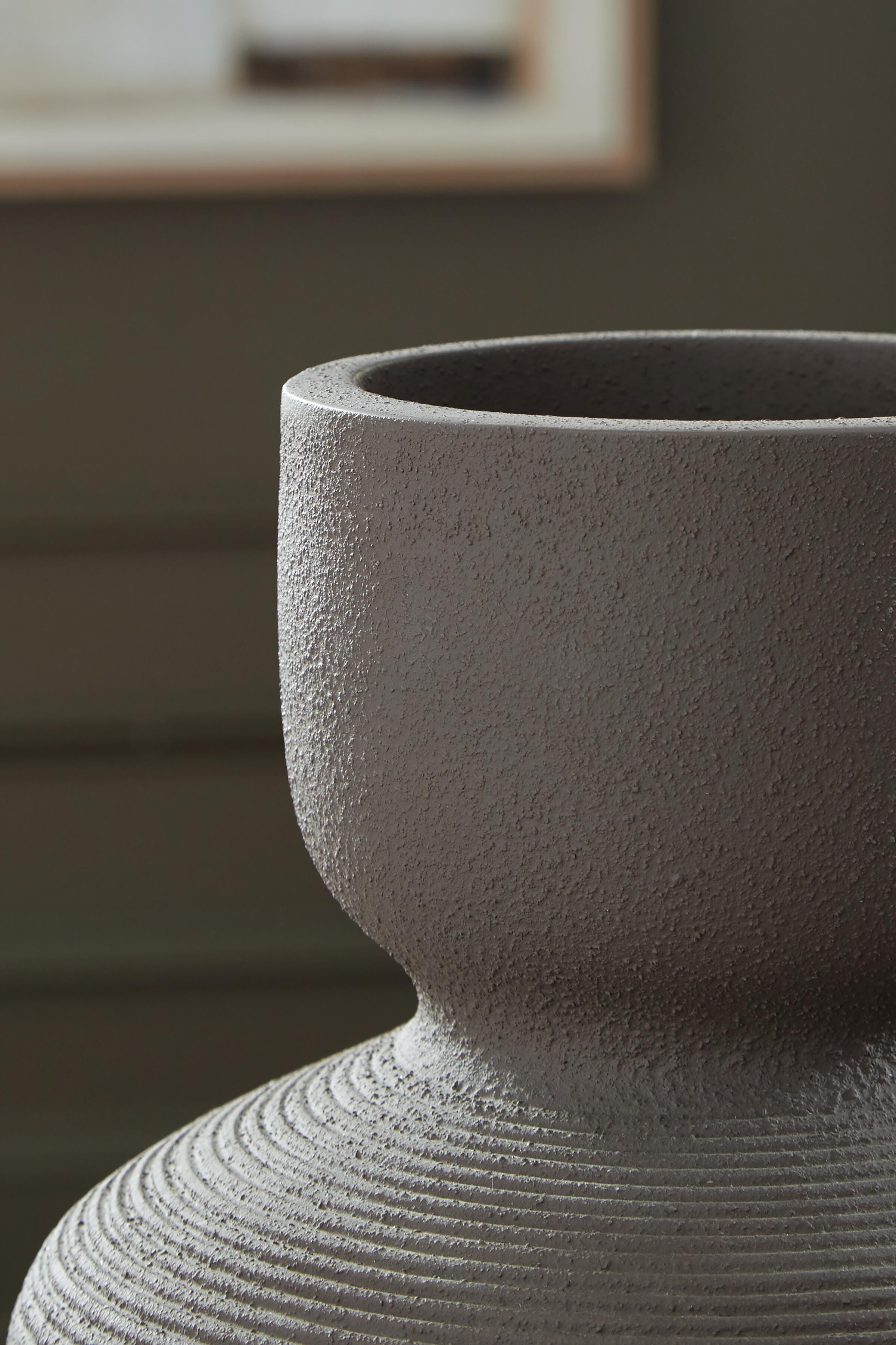 Dalsen Vase - image 3