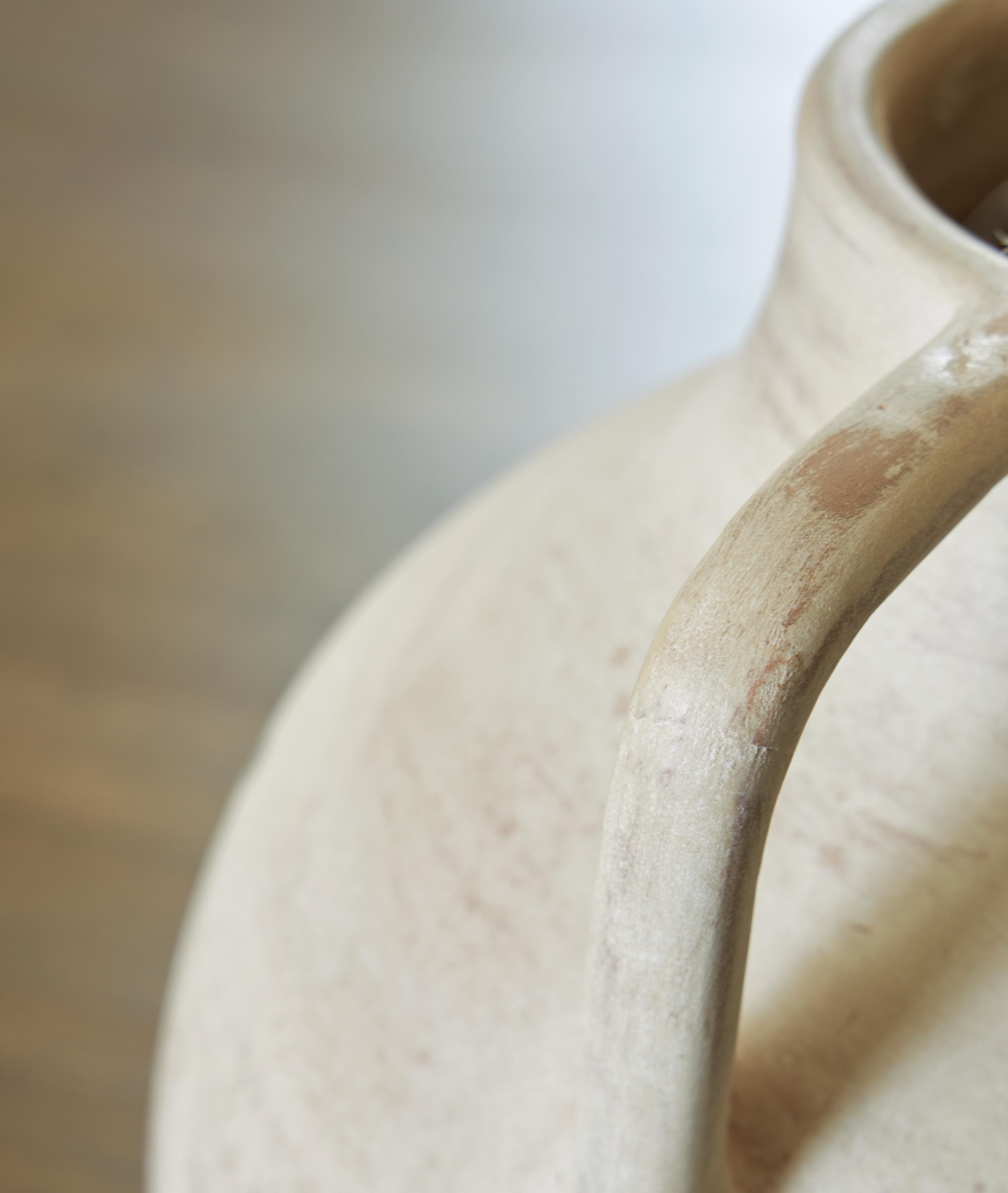 Justy Vase - image 4