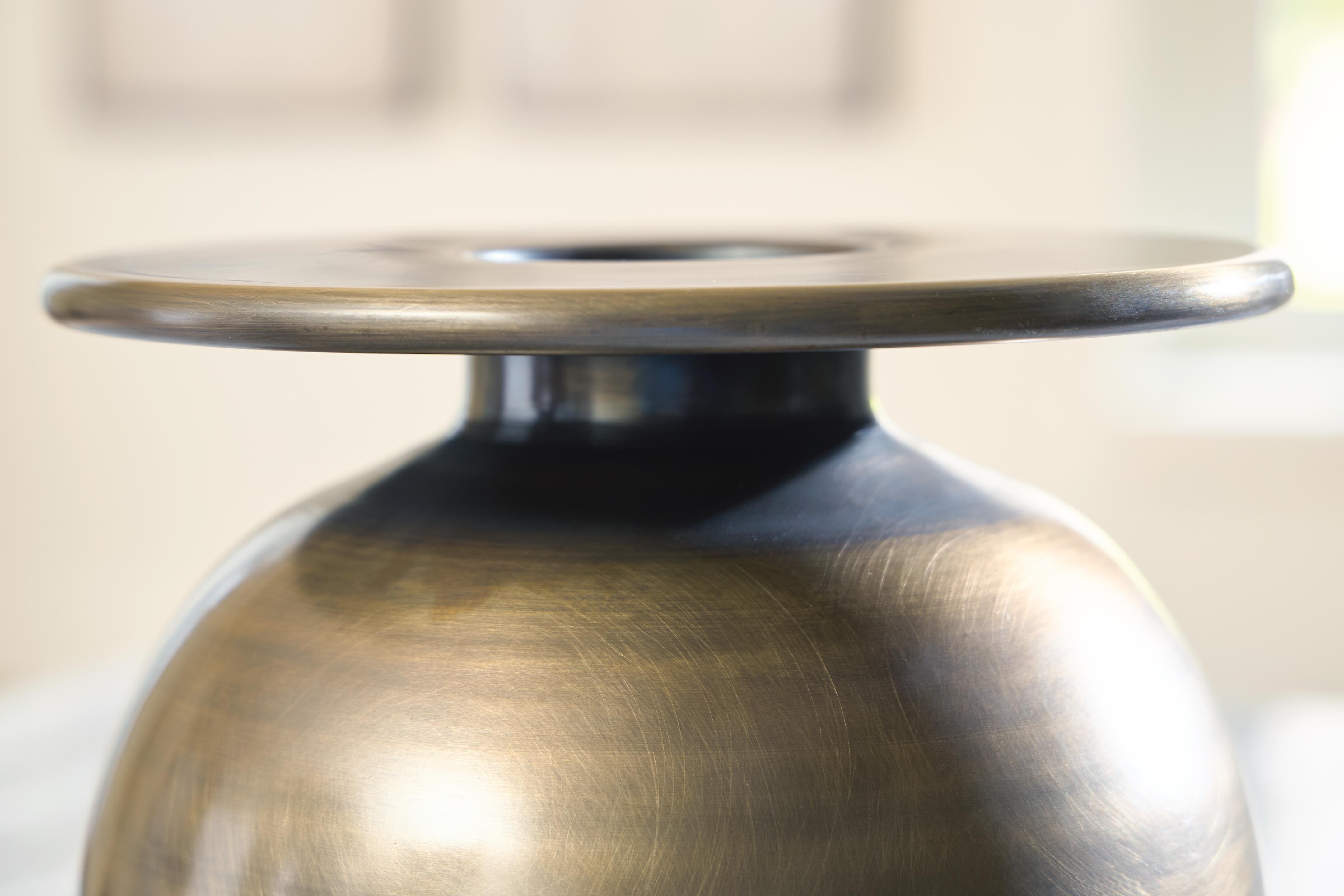 Fedorleigh Vase - image 4