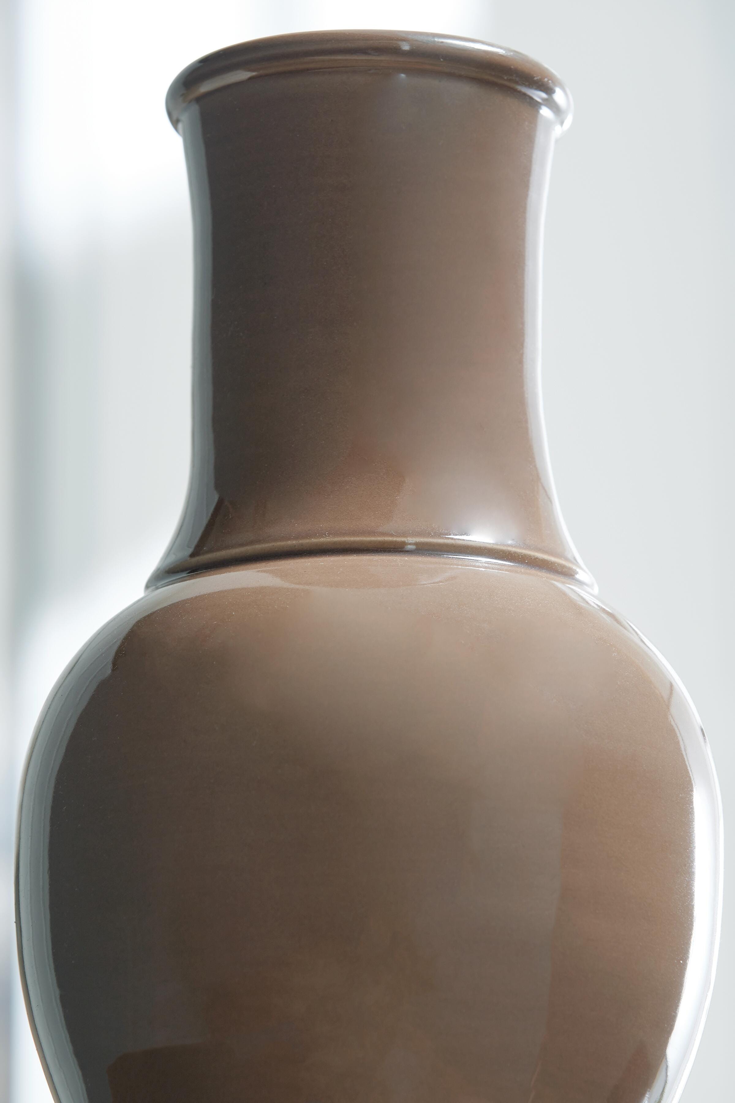 Tillmer Vase - image 4