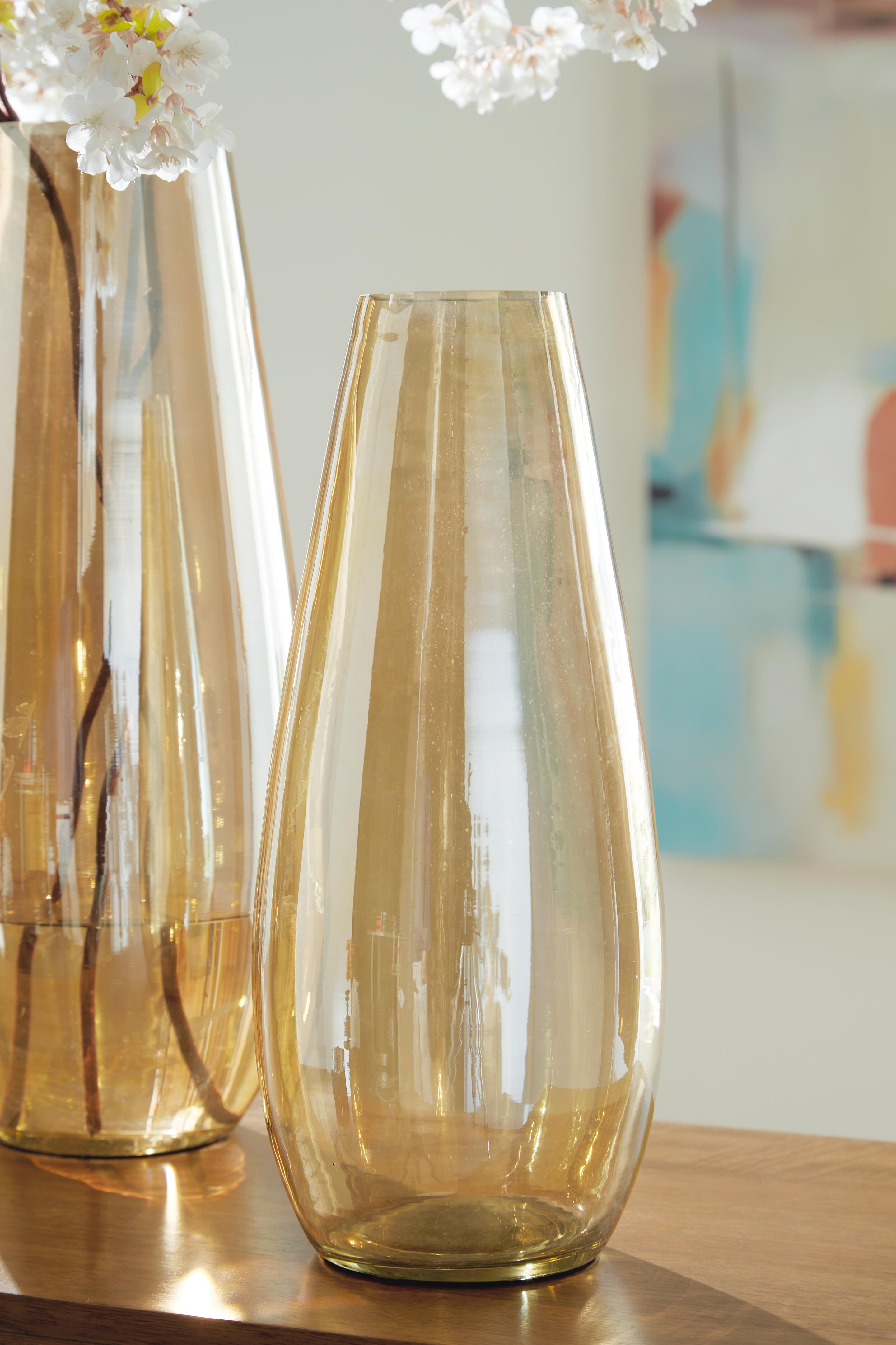 Rhettman Vase - image 3