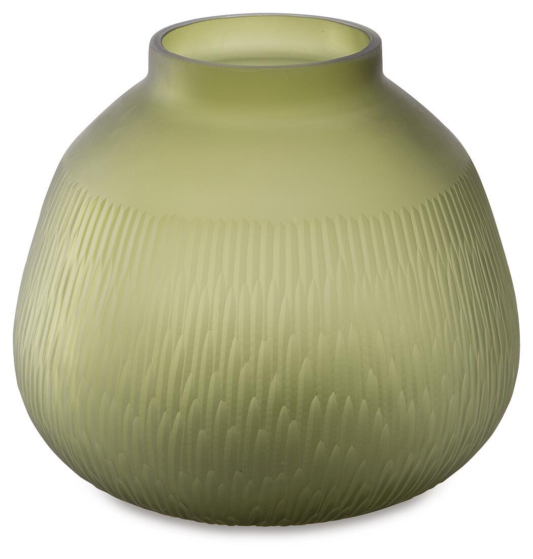 Scottyard Vase - image 2