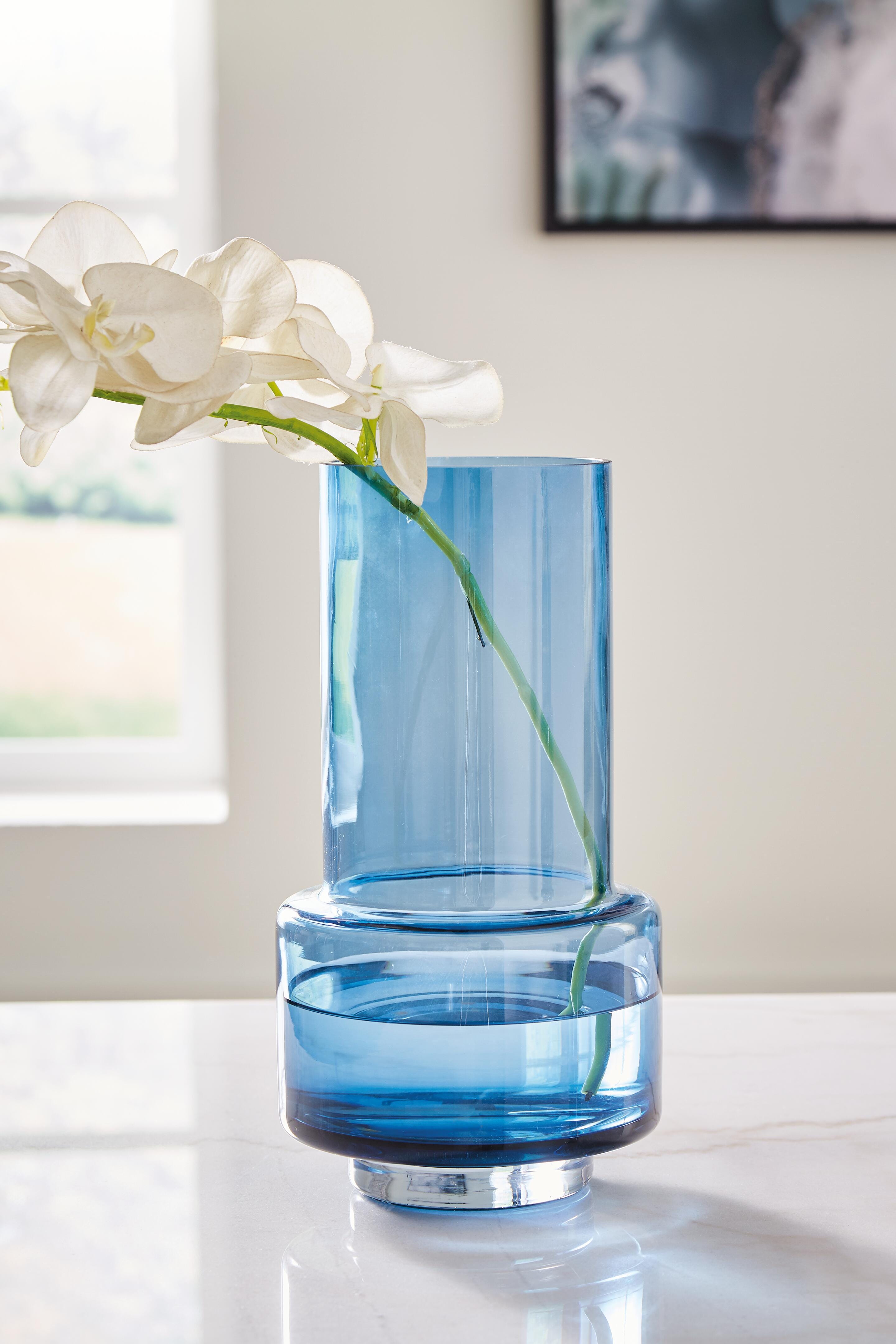 Bealen Vase - image 1