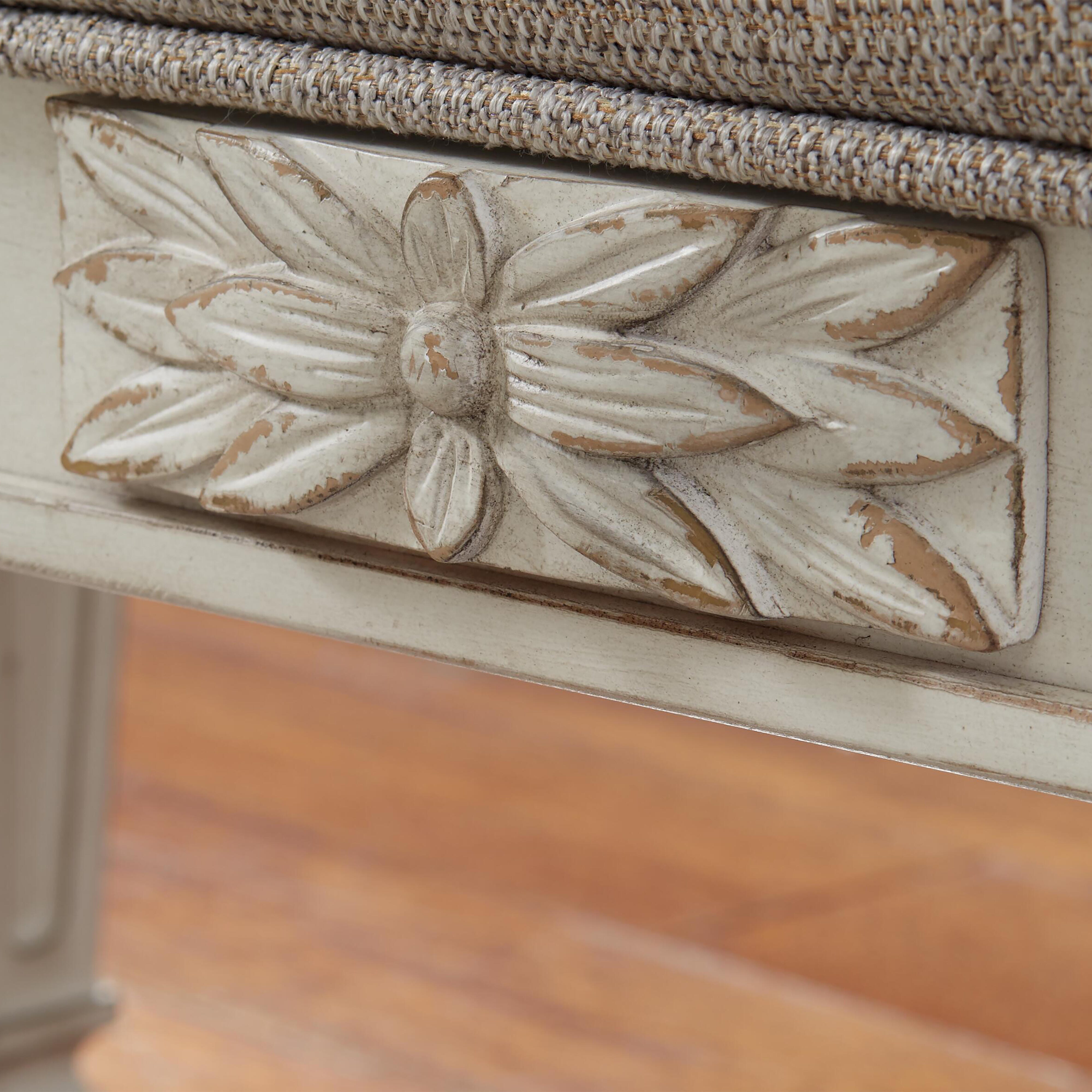 Realyn Accent Bench - image 6