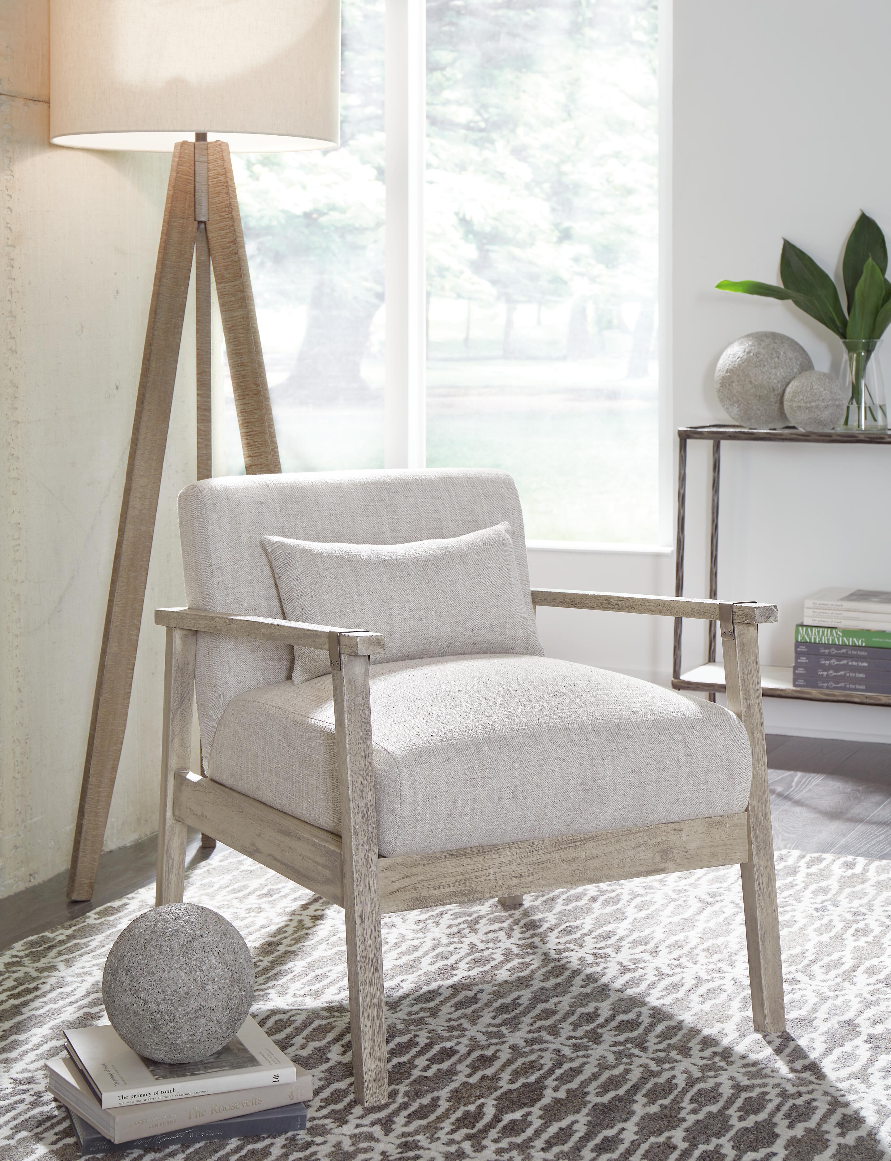 Dalenville Accent Chair, , rollover