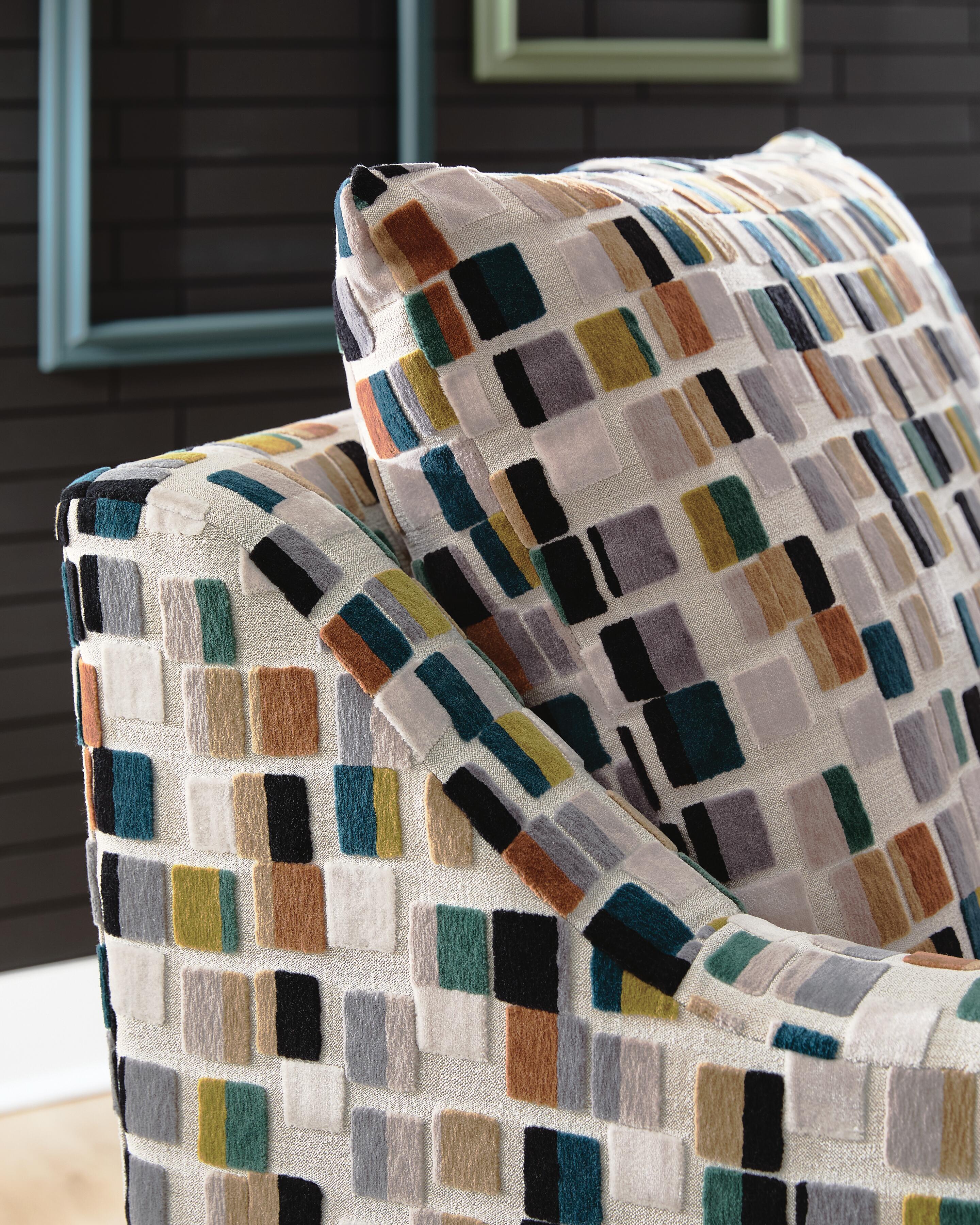 Fenna Accent Chair - image 6