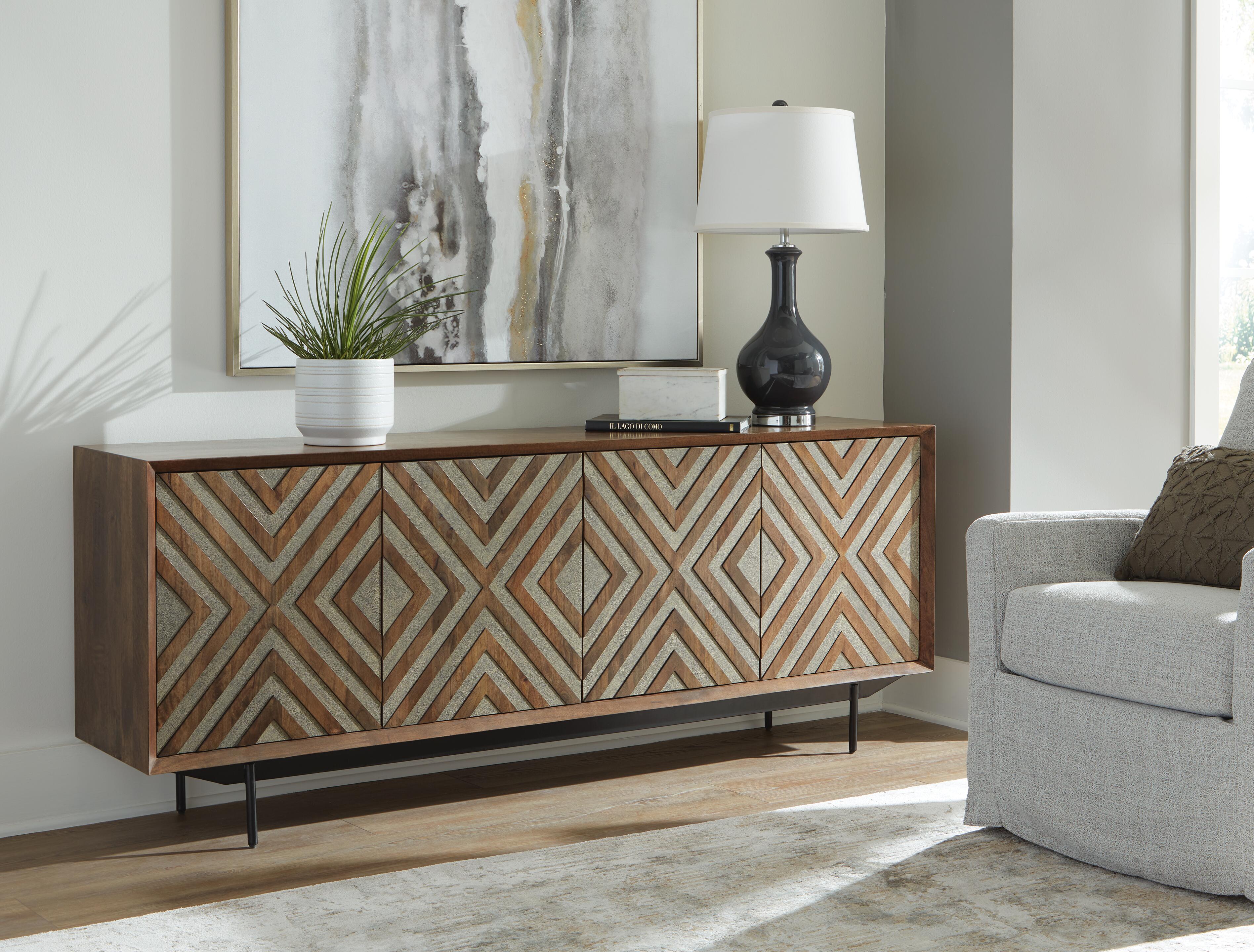 Dreggan Accent Cabinet - image 1