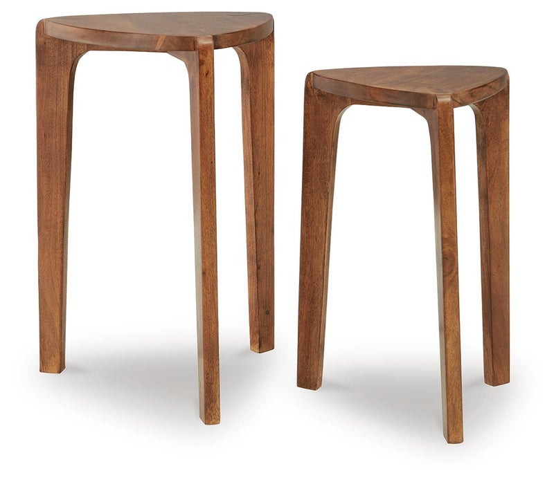 Brynnleigh Accent Table (Set of 2), Medium Brown