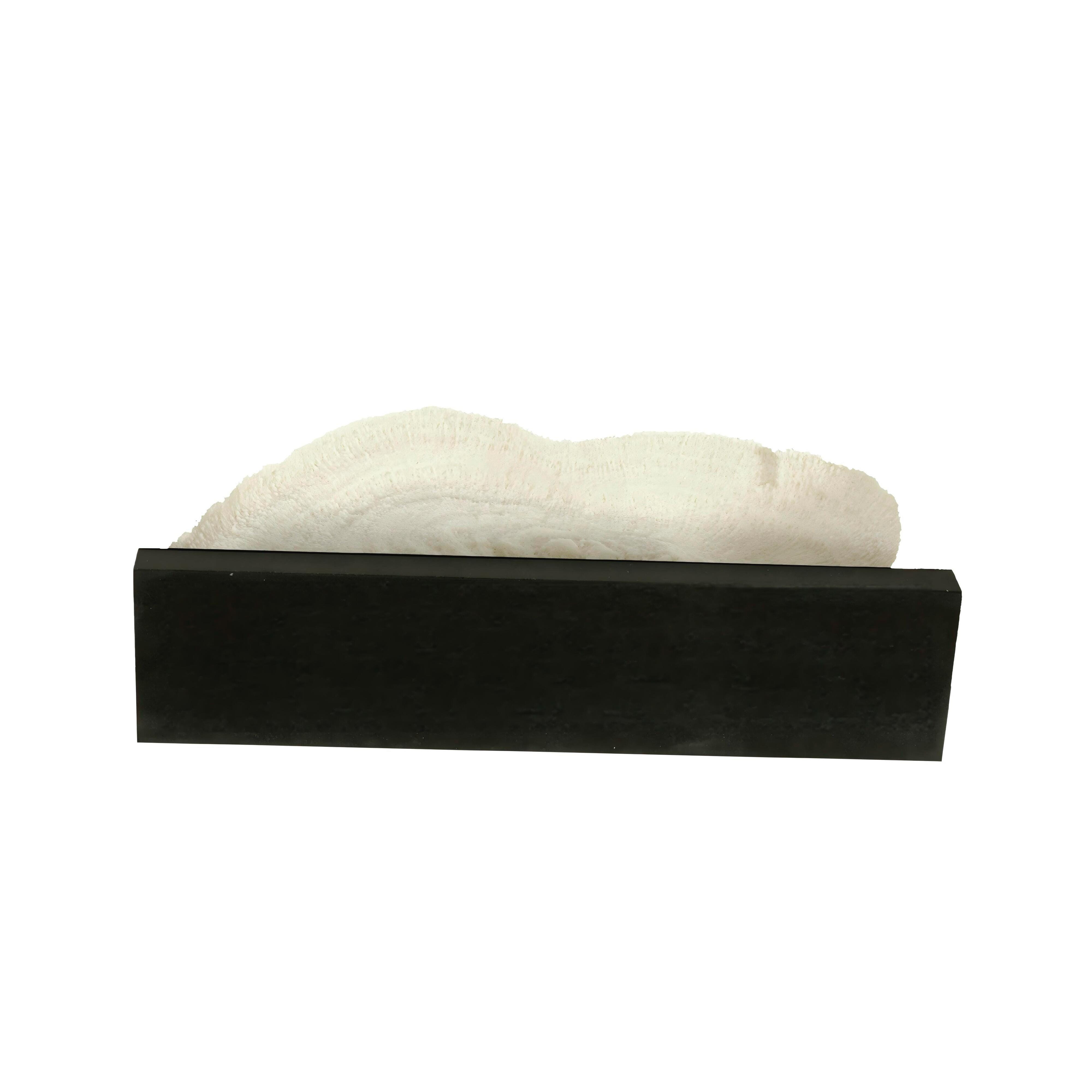 Sculpture Sculpture - image 4