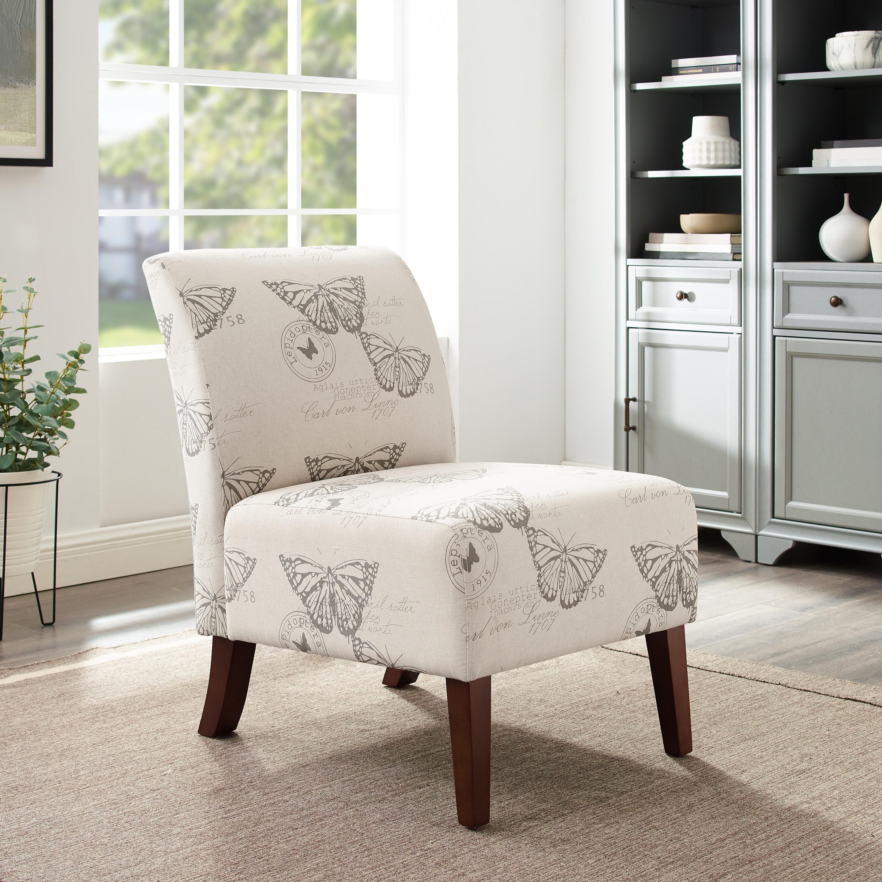 Sandy Butterfly Accent Chair | Ashley