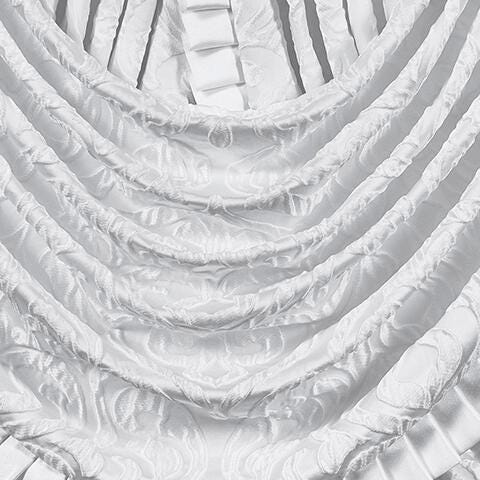 Swatch color White , product with this swatch is currently selected