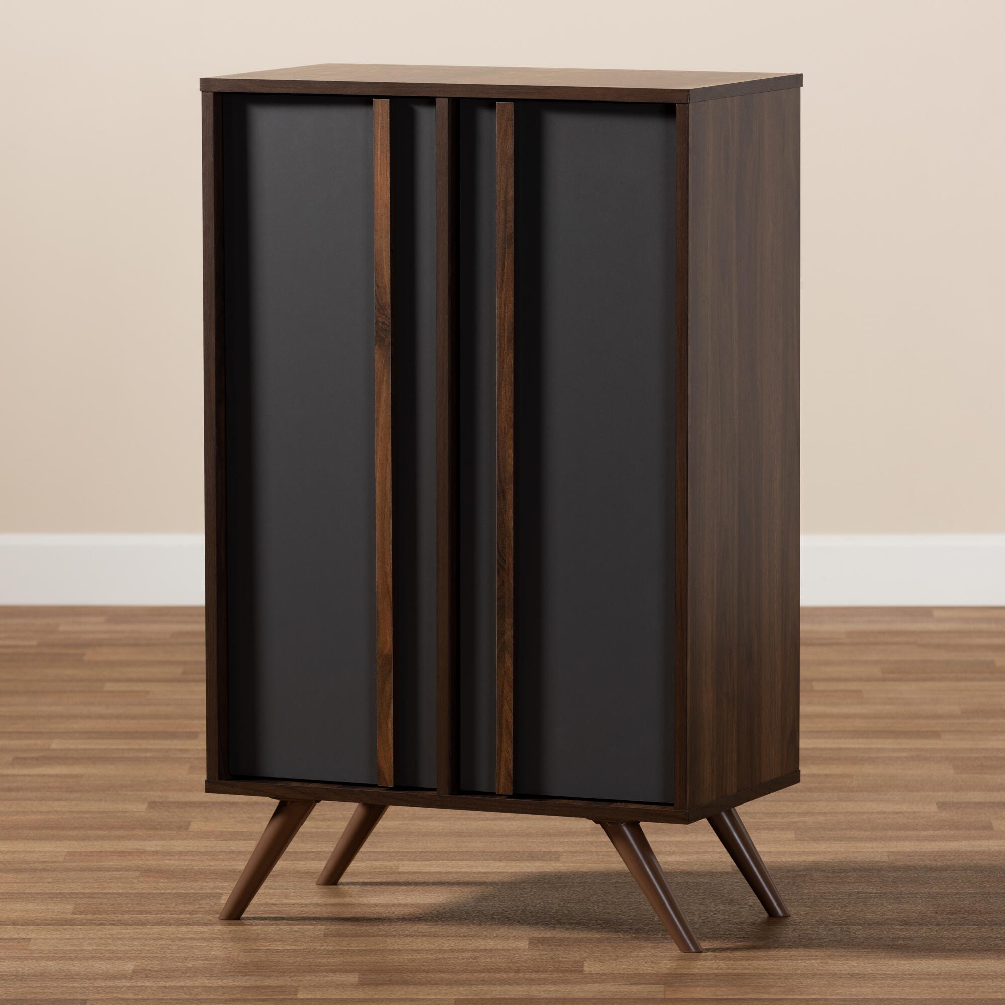 Naoki 2-Door Shoe Cabinet 15-Pair | Ashley