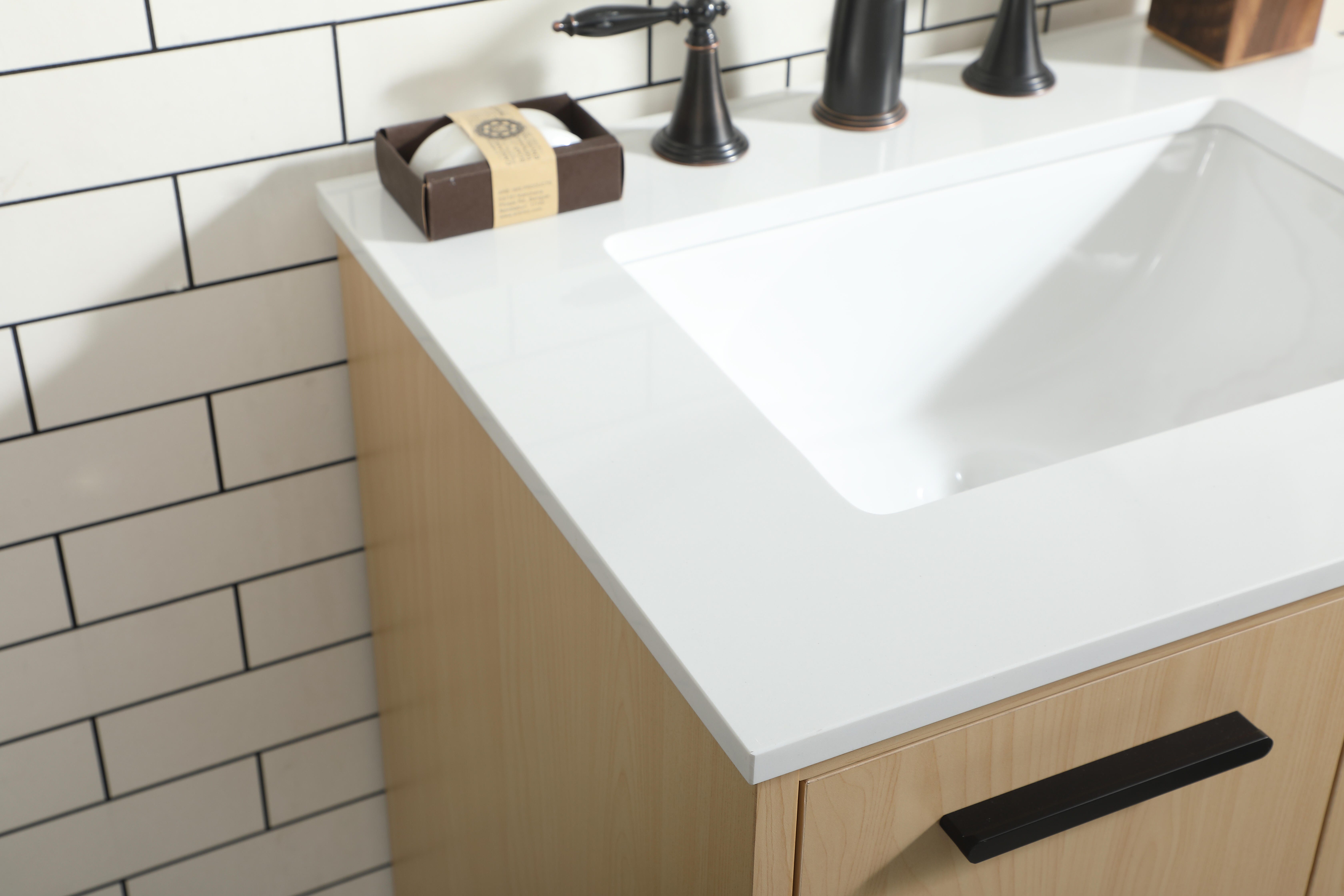 Baldwin 24" Bathroom Vanity, Maple, large