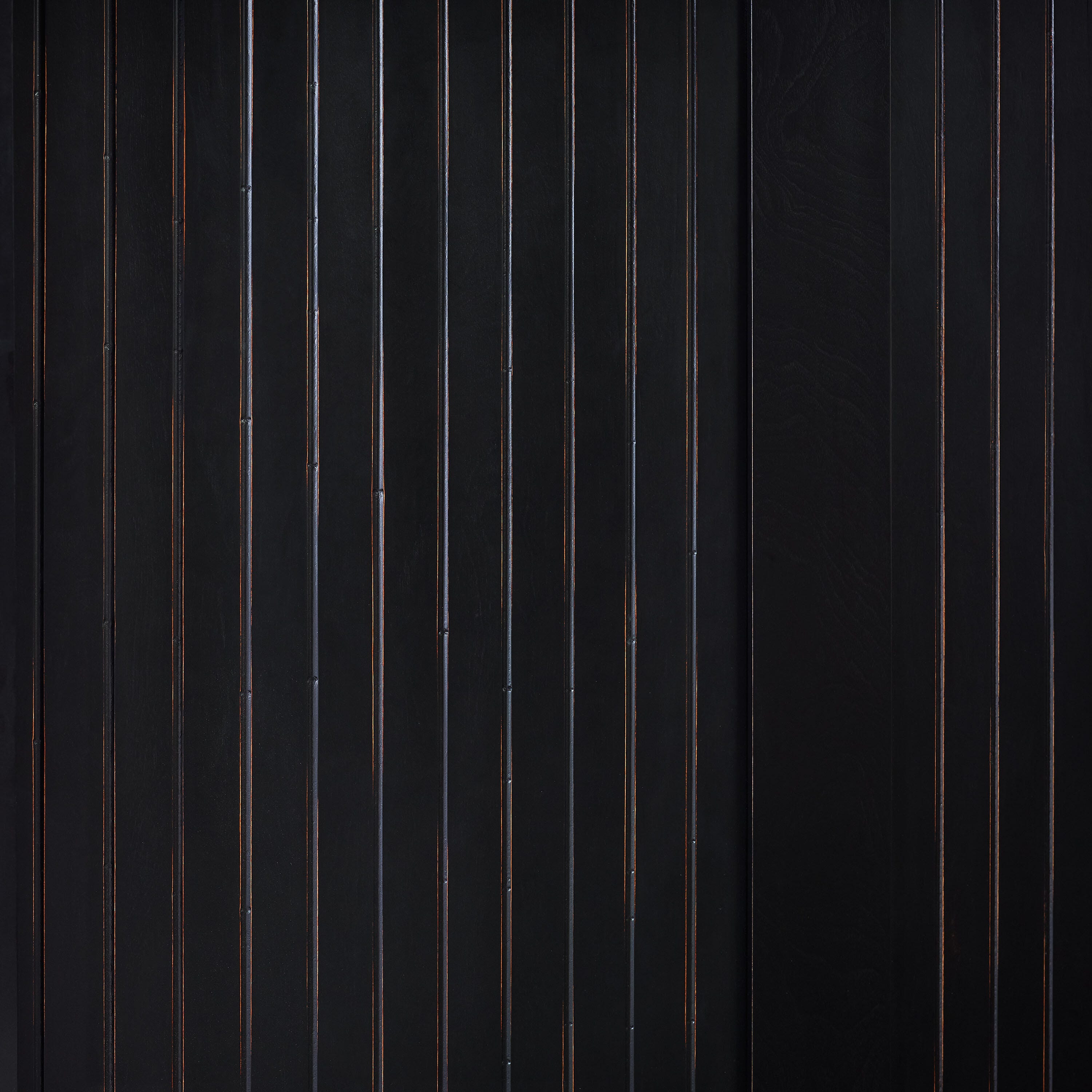 Swatch color Distressed Black , product with this swatch is currently selected