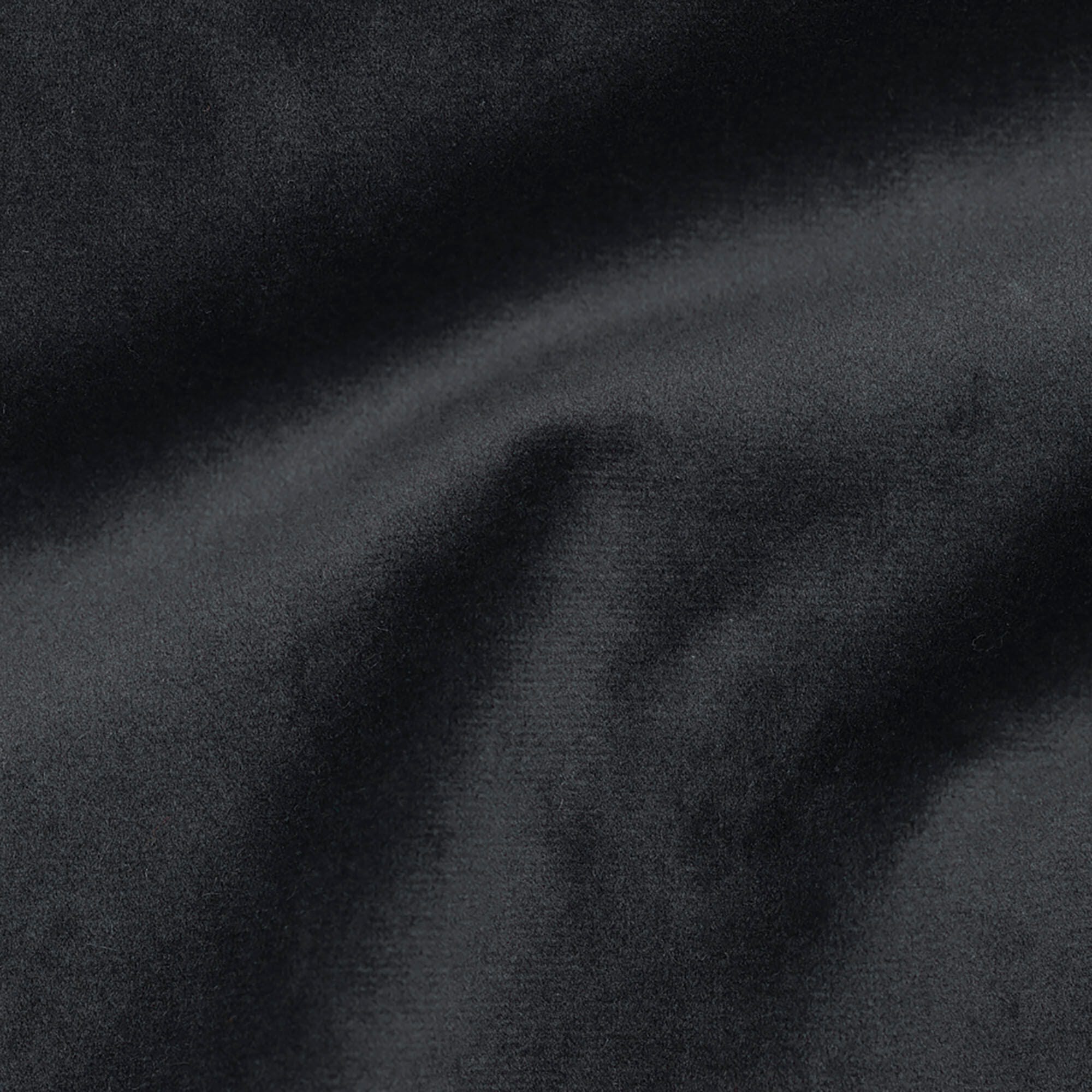 Swatch color Charcoal 