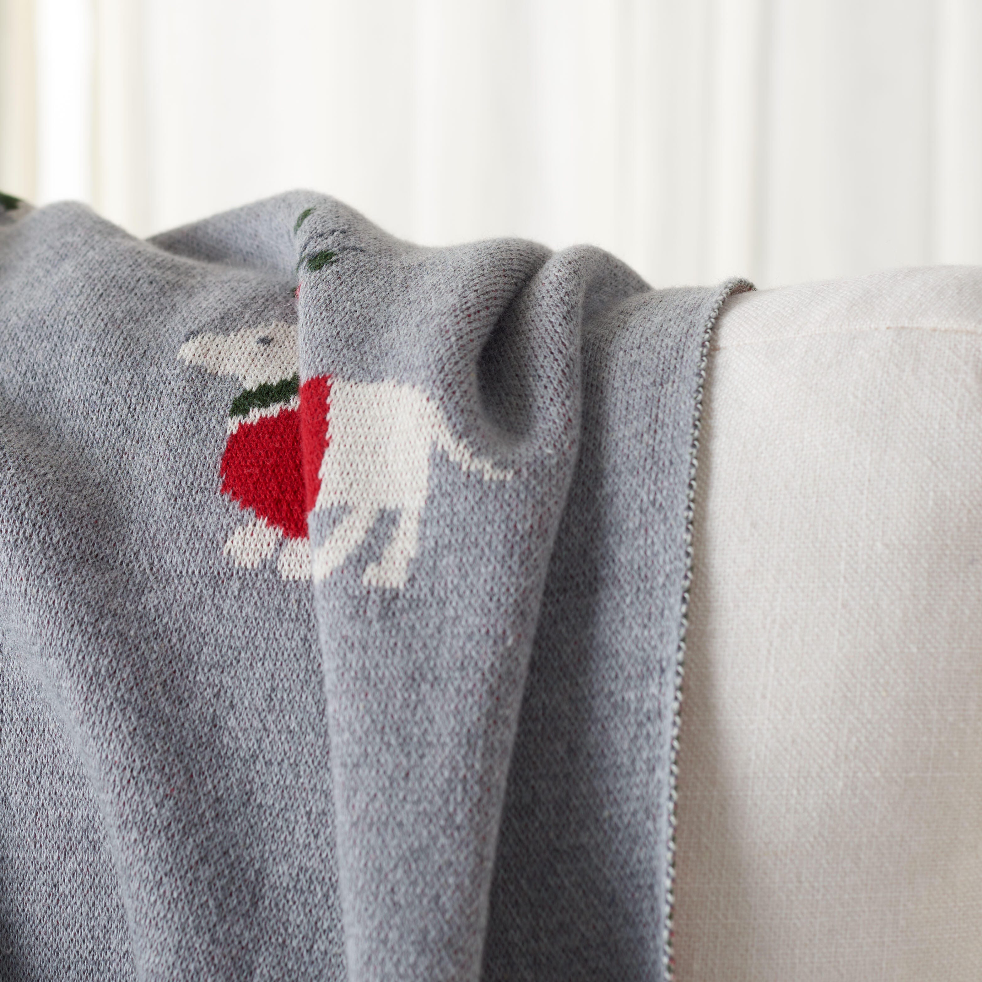 Safavieh Sleighbells Throw, , rollover