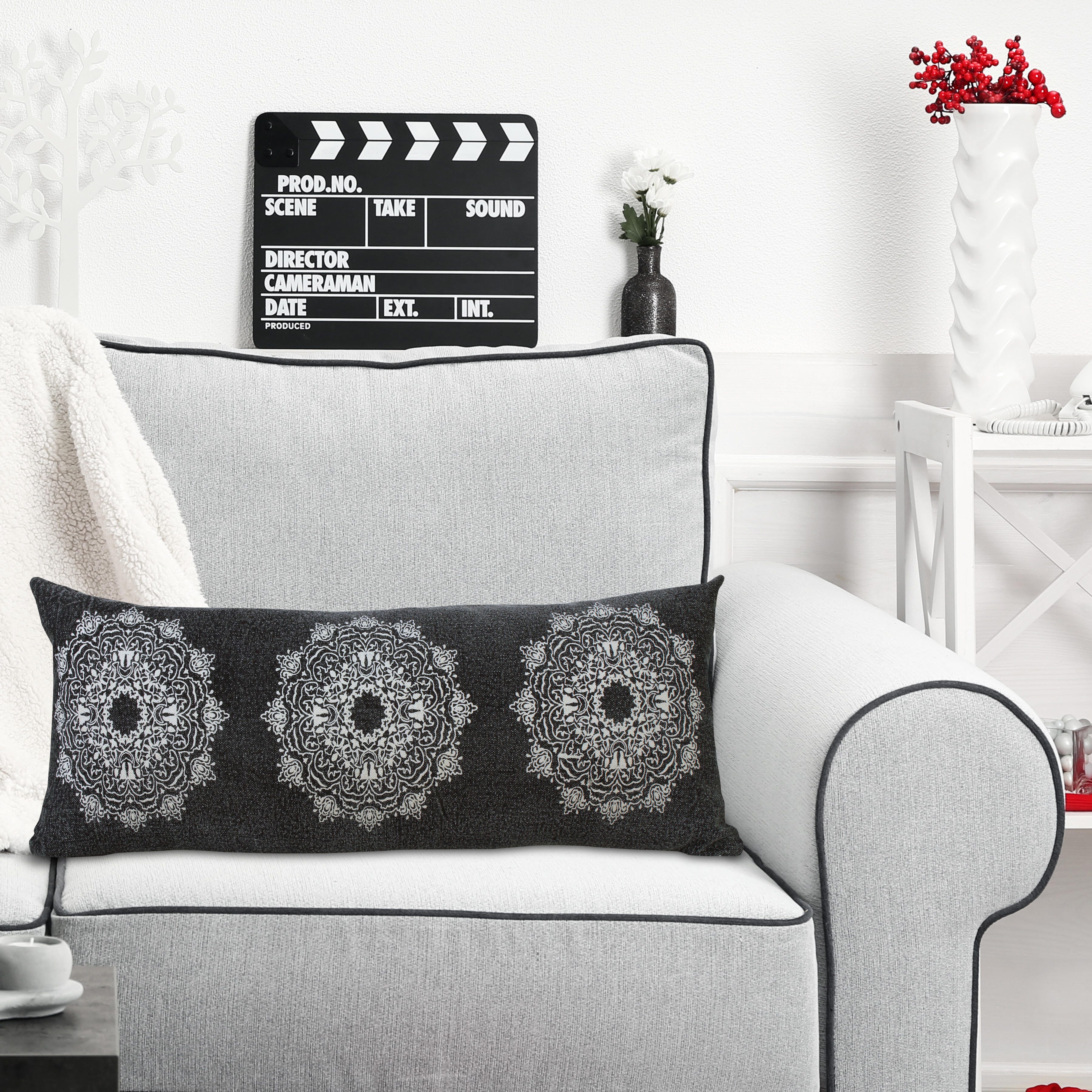 Suvii Home Madeline Lumbar Decorative Throw Pillow, Jet Black/White, large