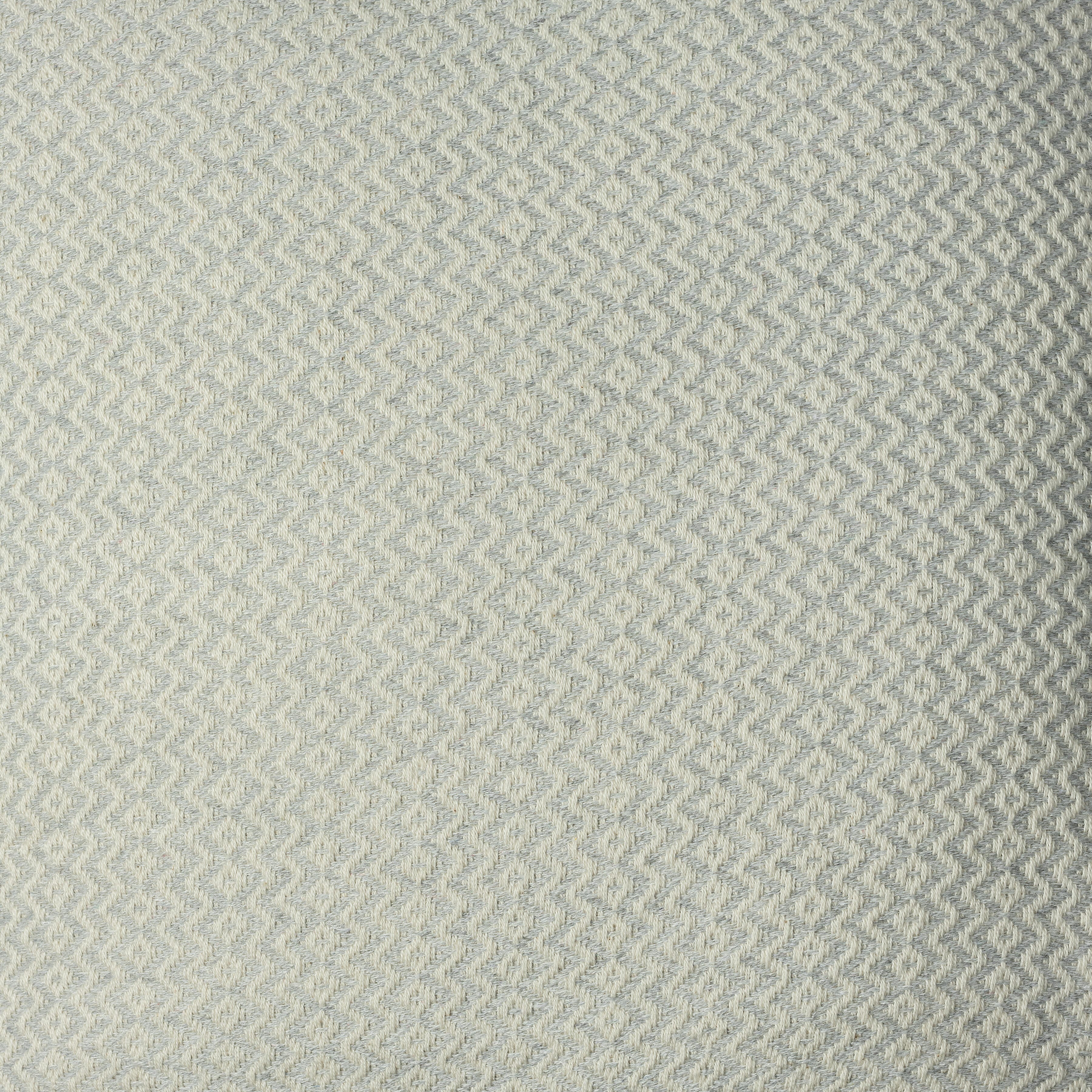 Select Color: Light Gray